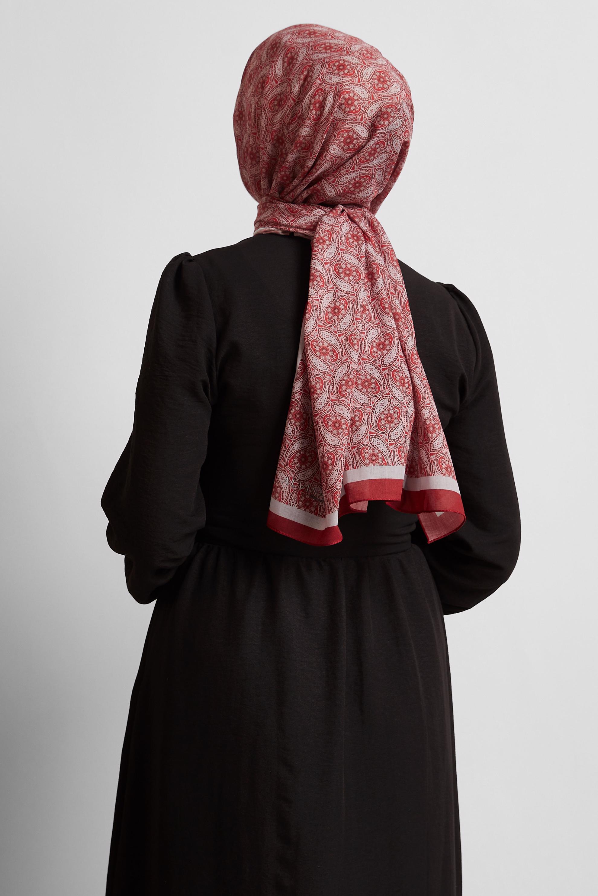 Tesettür giyim KIRMIZI ALVİNA DESENLİ ŞAL 8540
