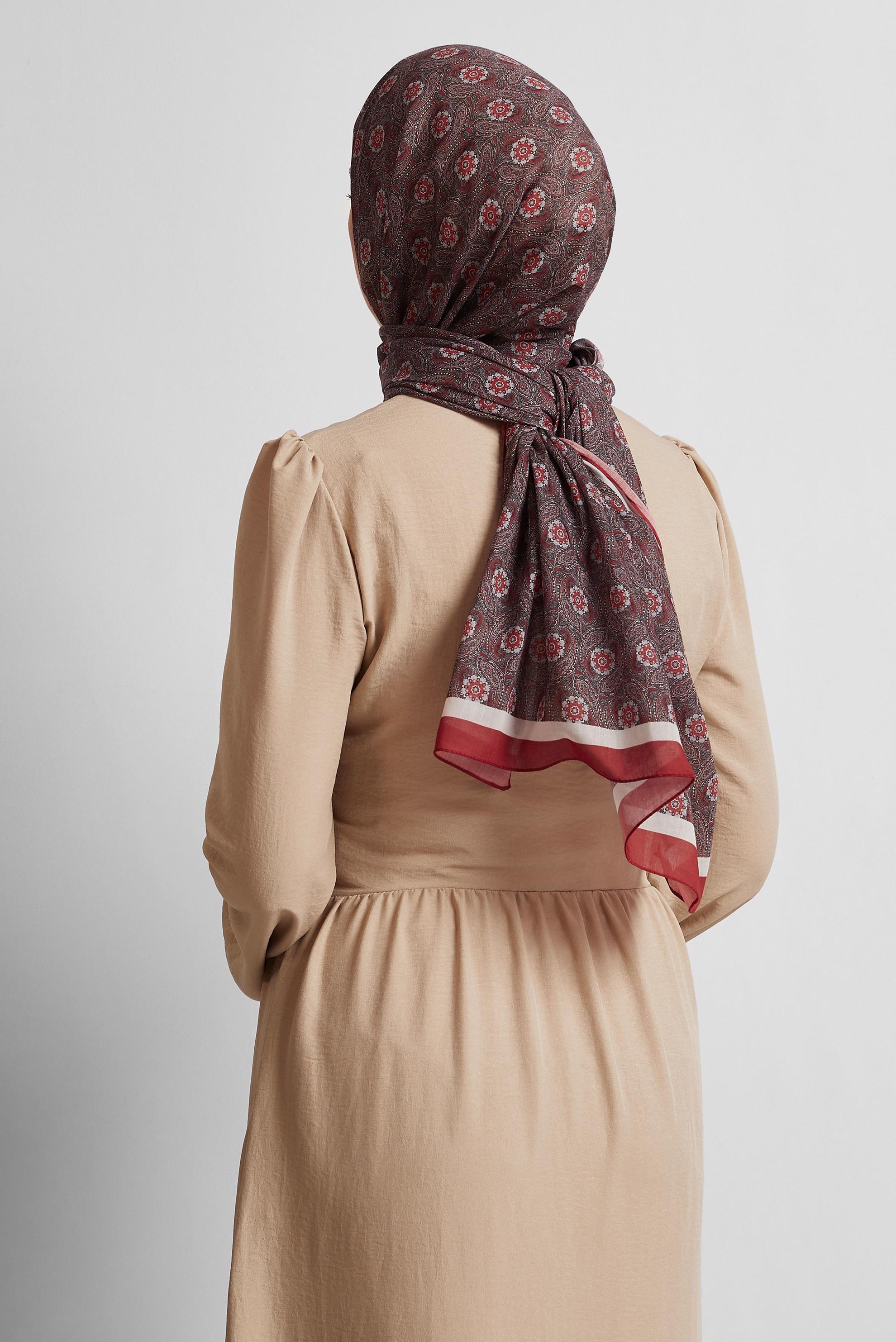 Tesettür giyim BORDO ALVİNA DESENLİ ŞAL 8540