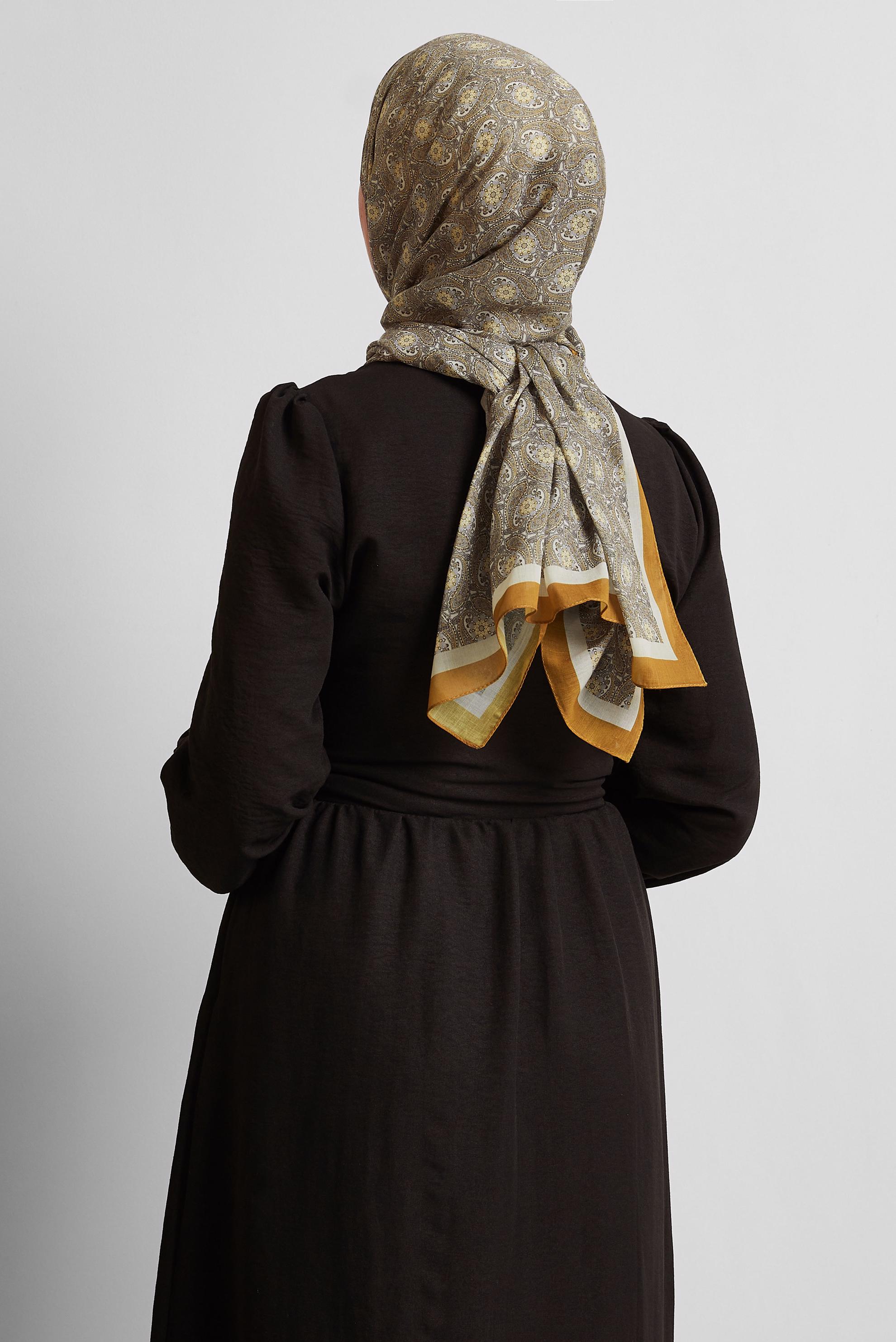 Tesettür giyim YEŞİL ALVİNA DESENLİ ŞAL 8540