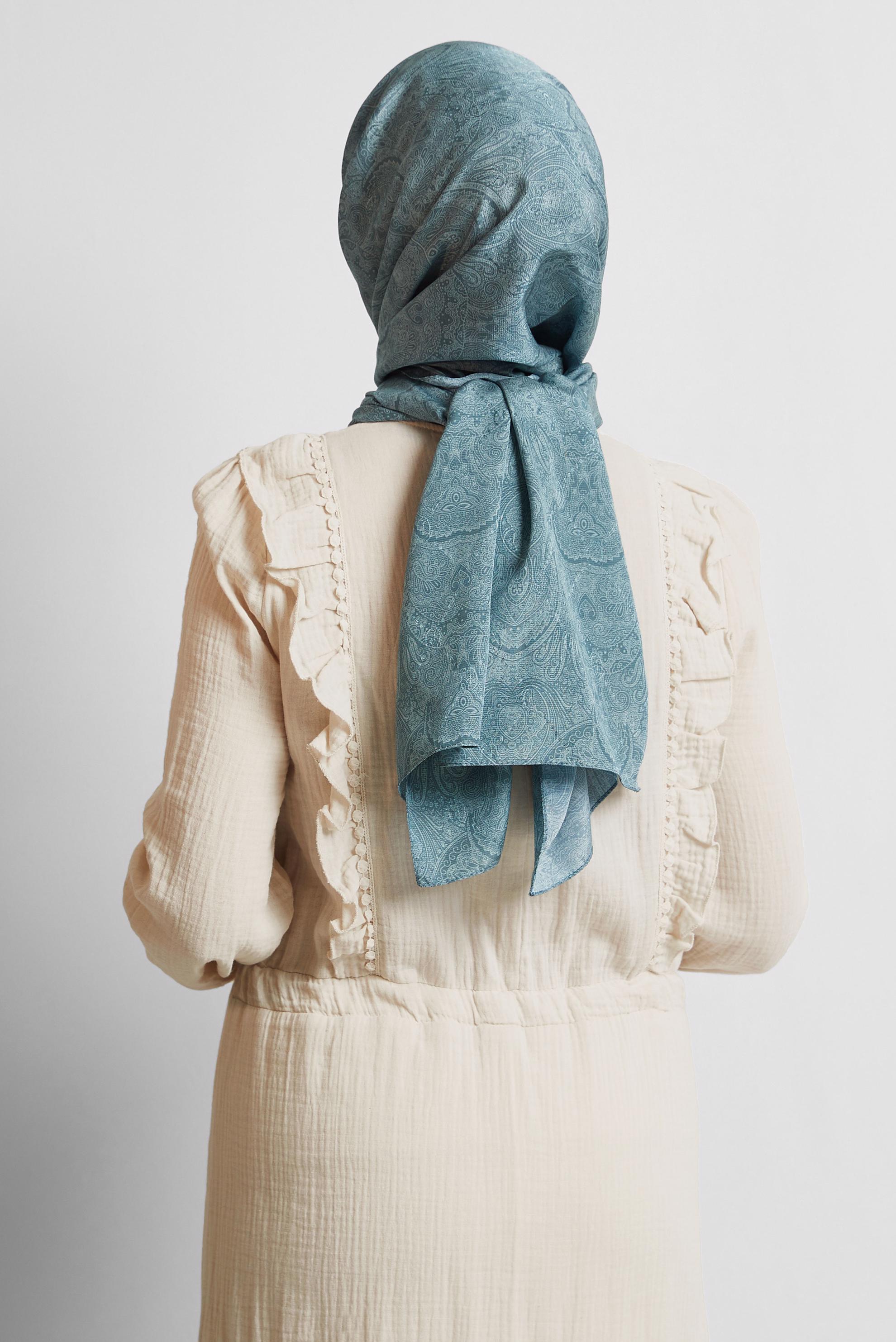 Tesettür giyim YEŞİL ALVİNA DESENLİ ŞAL 8541