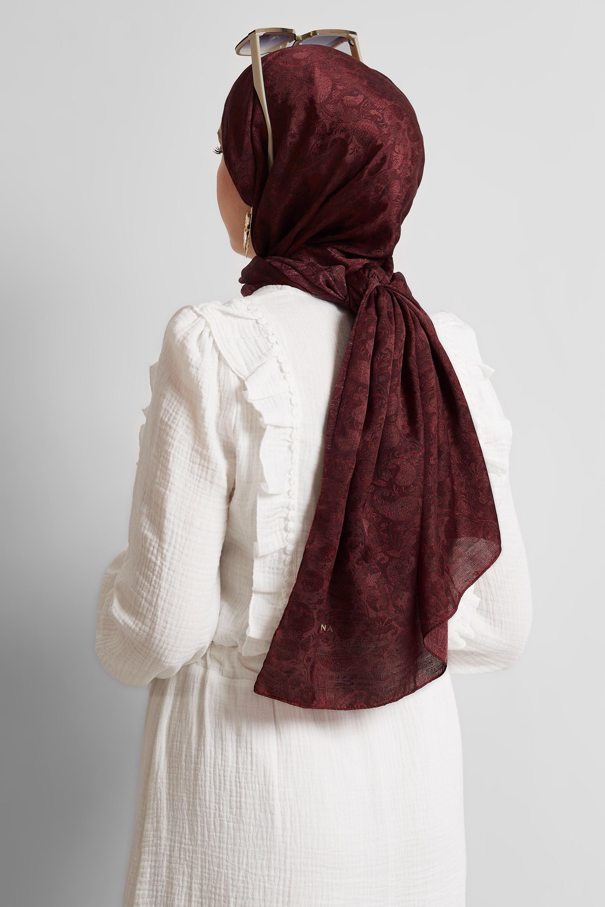 Tesettür giyim BORDO ALVİNA DESENLİ ŞAL 8541