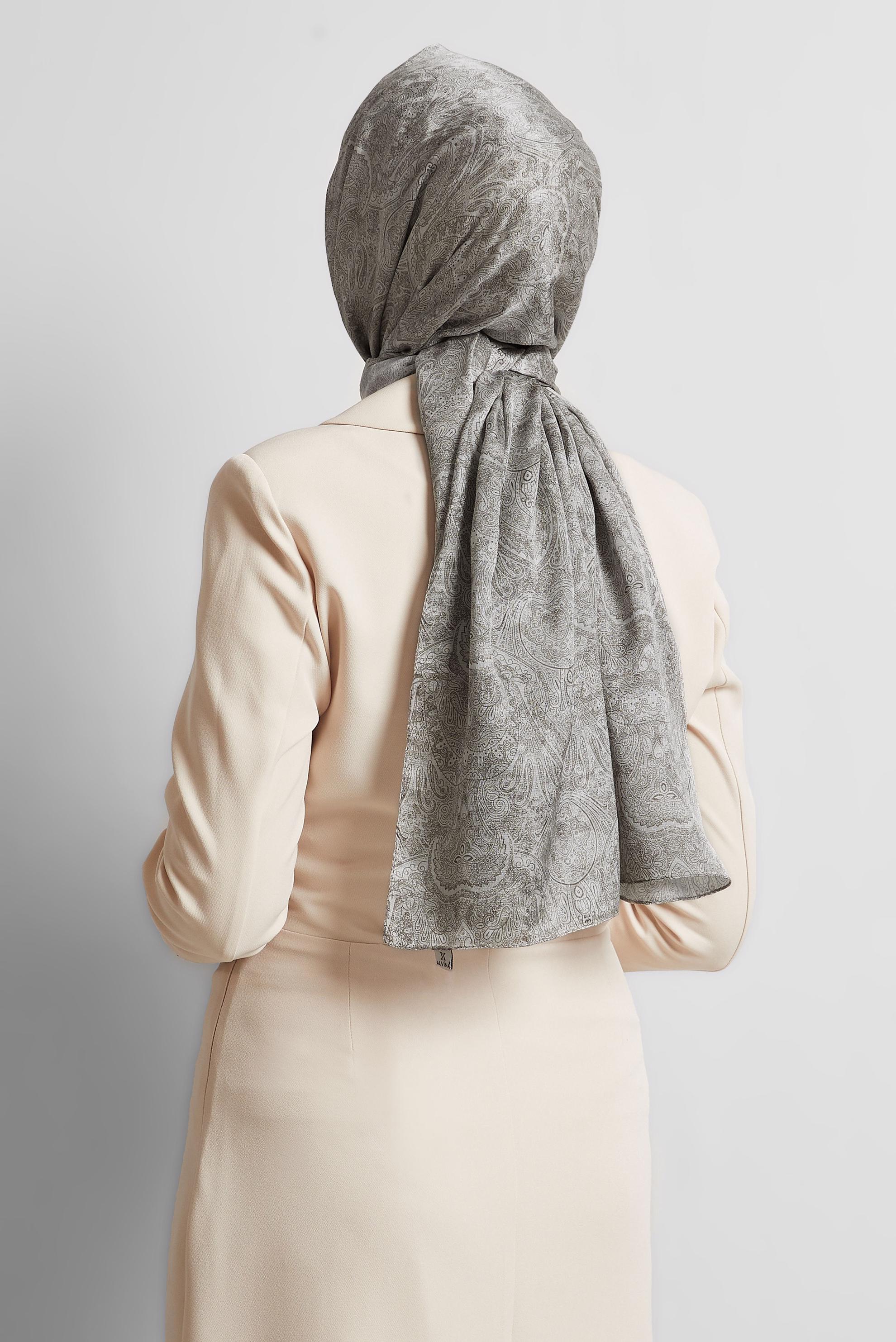 Tesettür giyim GÜMÜŞ ALVİNA DESENLİ ŞAL 8541