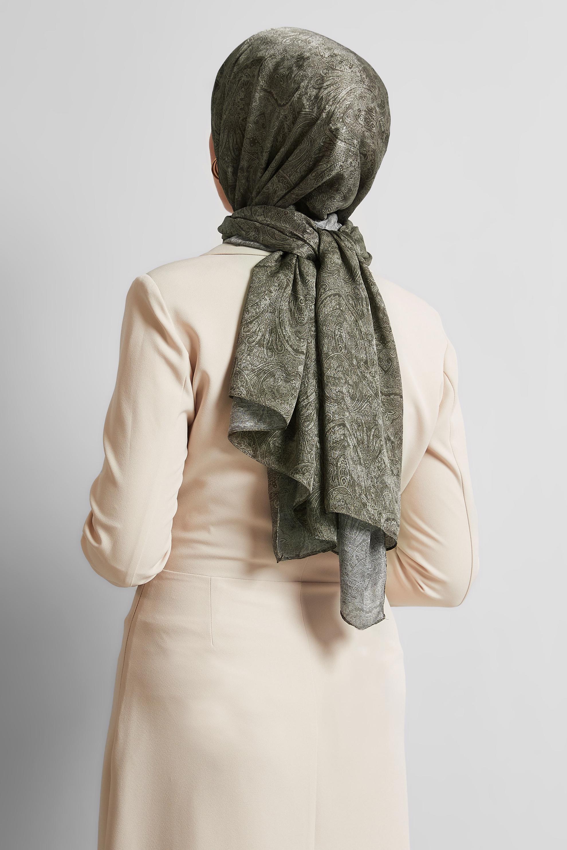 Tesettür giyim GRİ ALVİNA DESENLİ ŞAL 8541