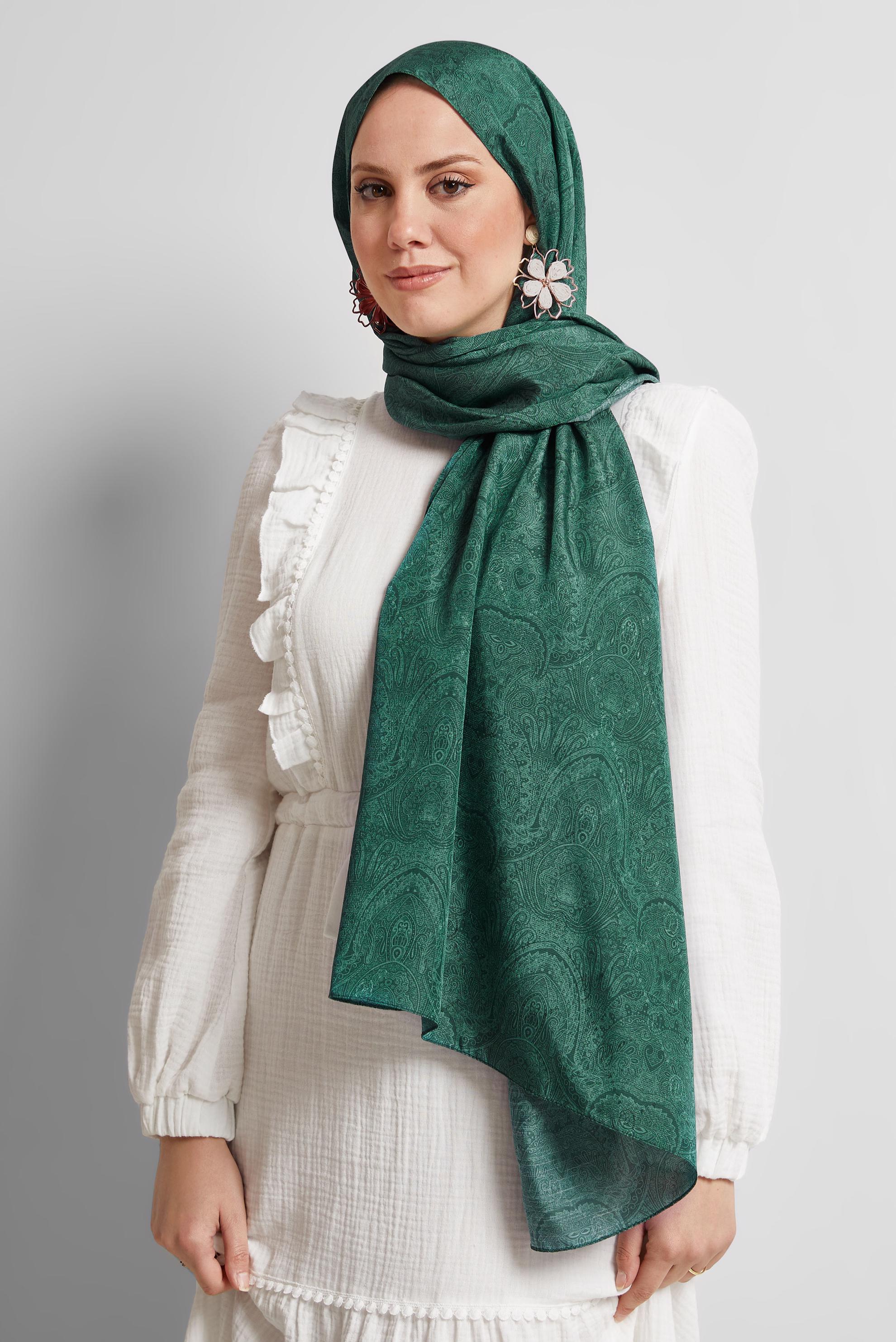 Tesettür giyim YEŞİL ALVİNA DESENLİ ŞAL 8541