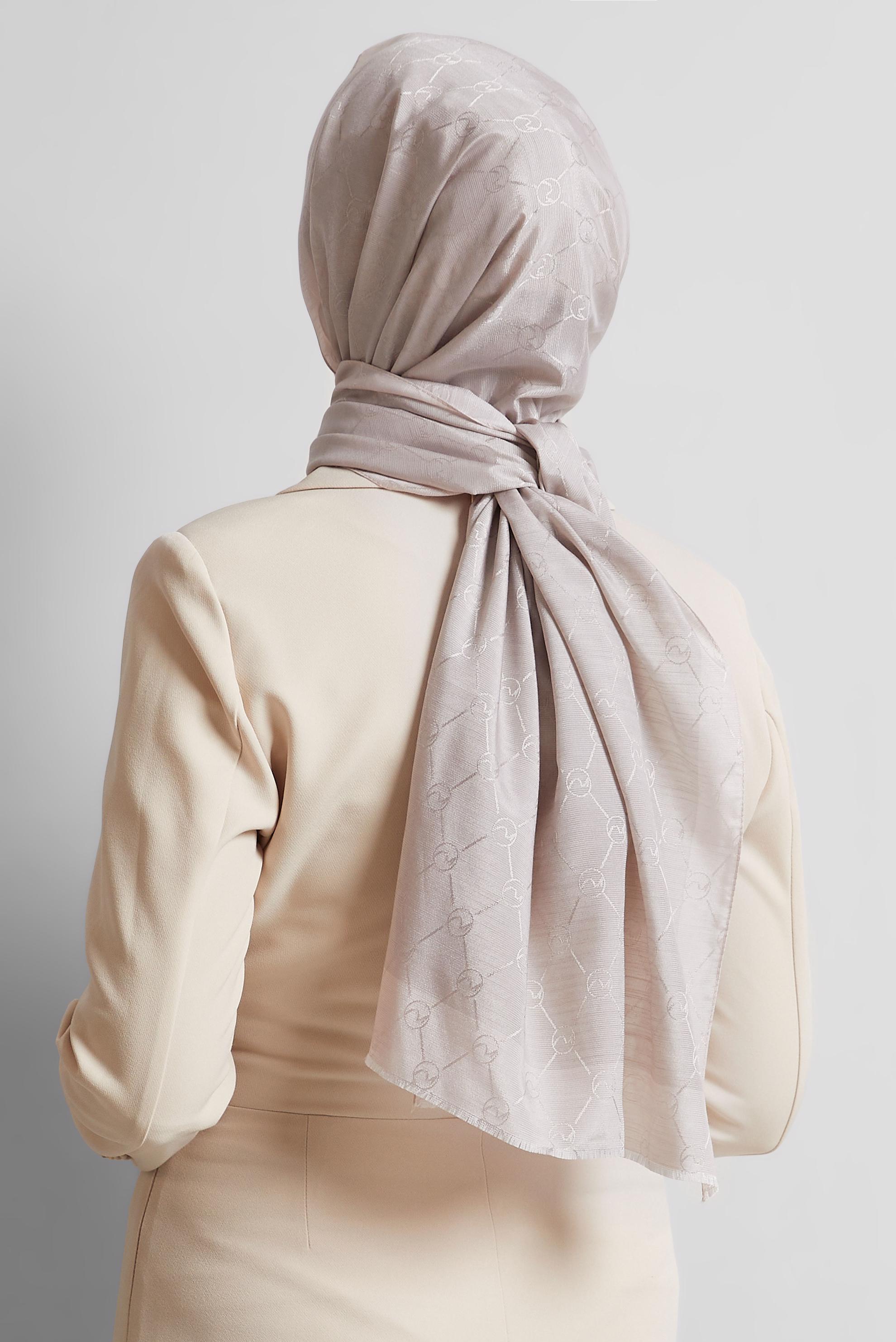 Tesettür giyim BEYAZ ALVİNA JAKARLI MONOGRAM ŞAL 8542