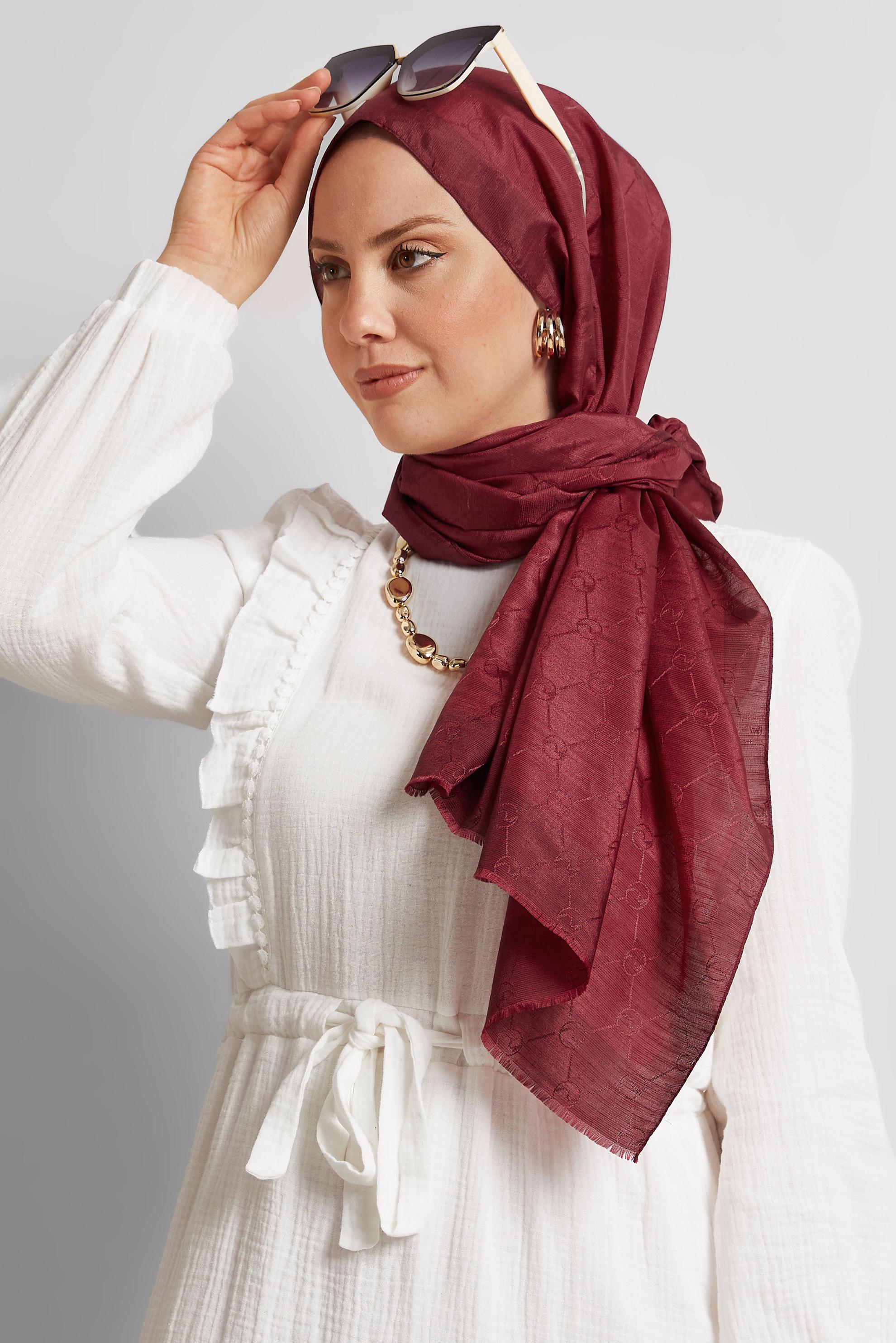 Tesettür giyim KIRMIZI ALVİNA JAKARLI MONOGRAM ŞAL 8542