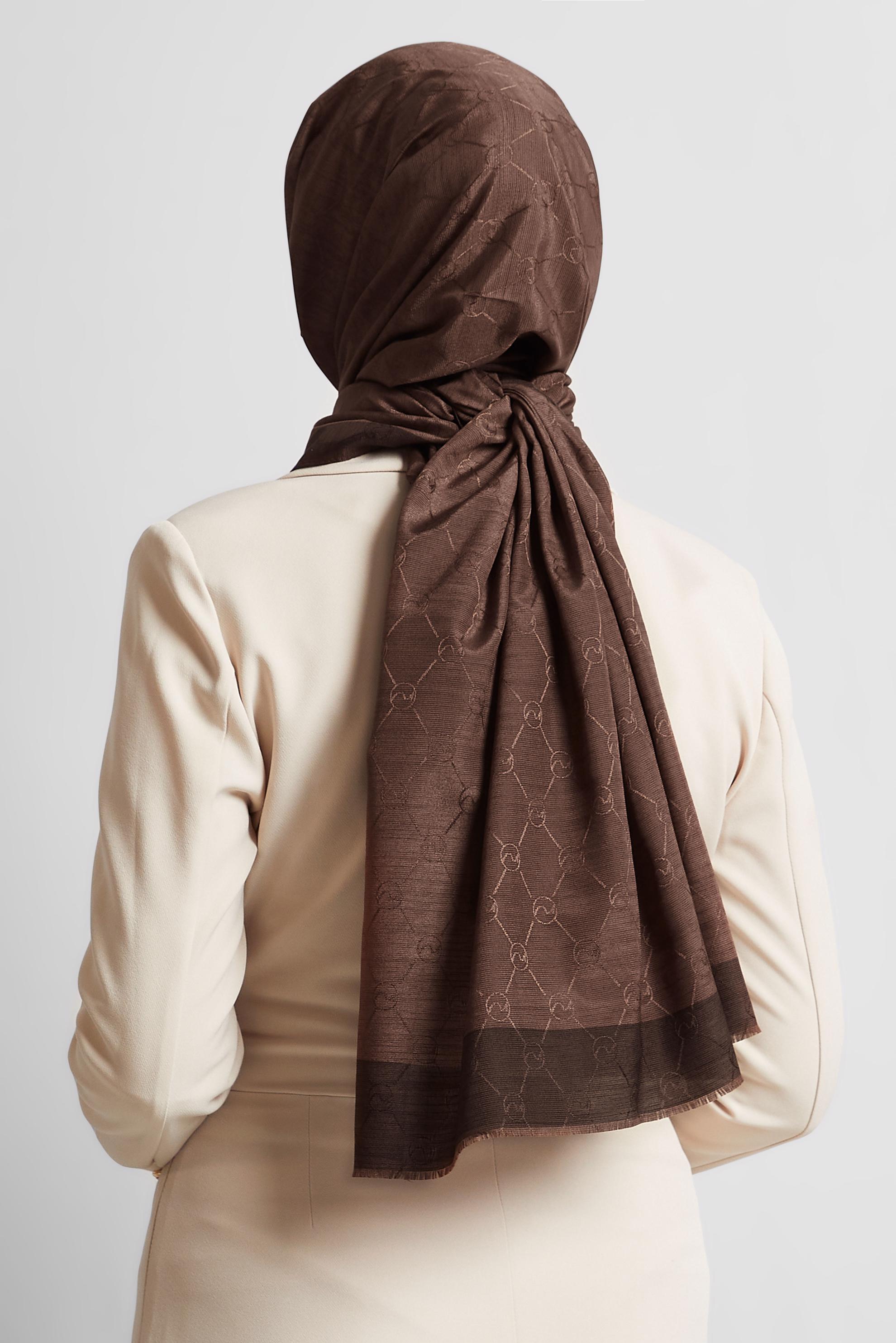 Tesettür giyim KAHVE ALVİNA JAKARLI MONOGRAM ŞAL 8542