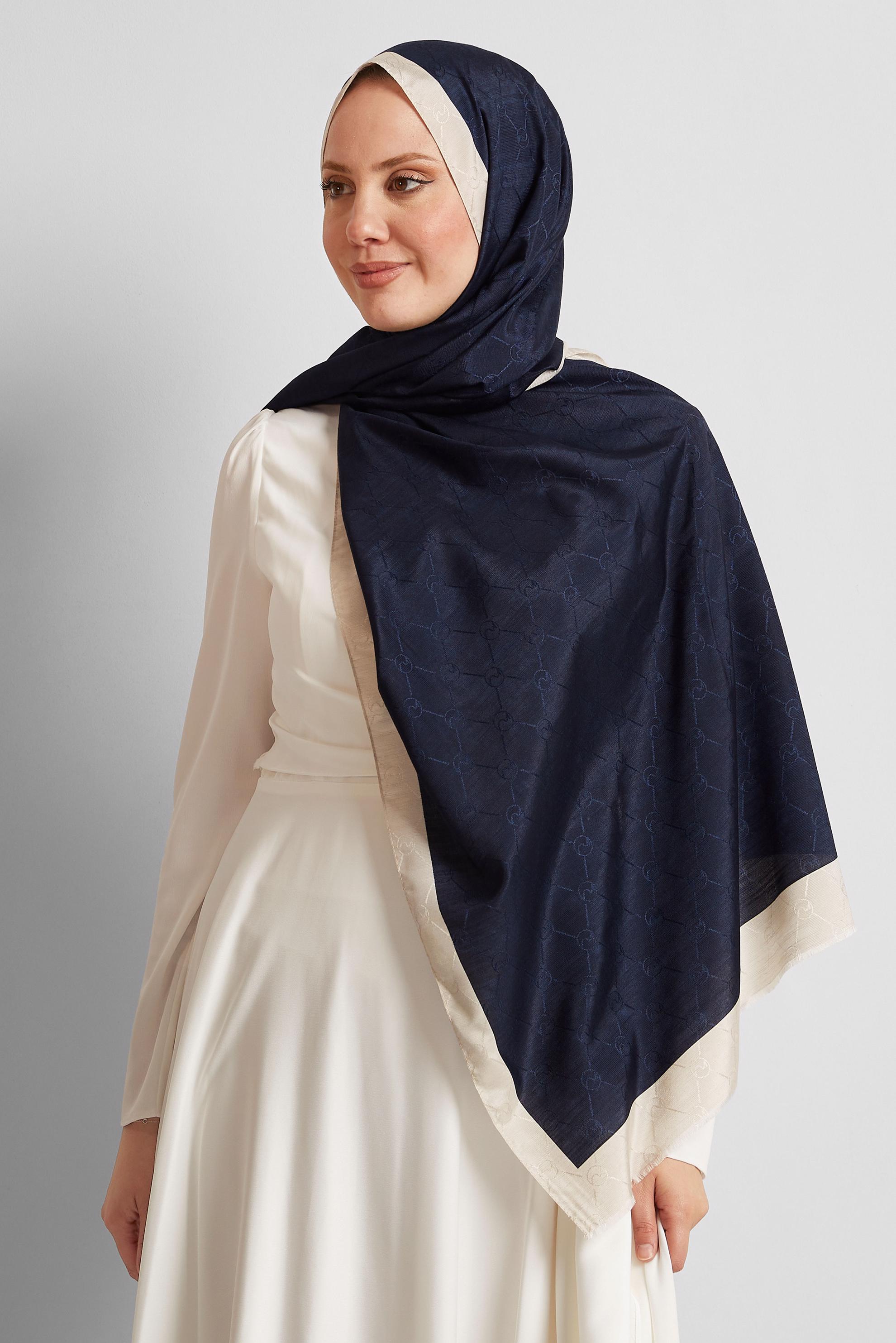 Tesettür giyim LACİVERT ALVİNA JAKARLI MONOGRAM ŞAL 8542