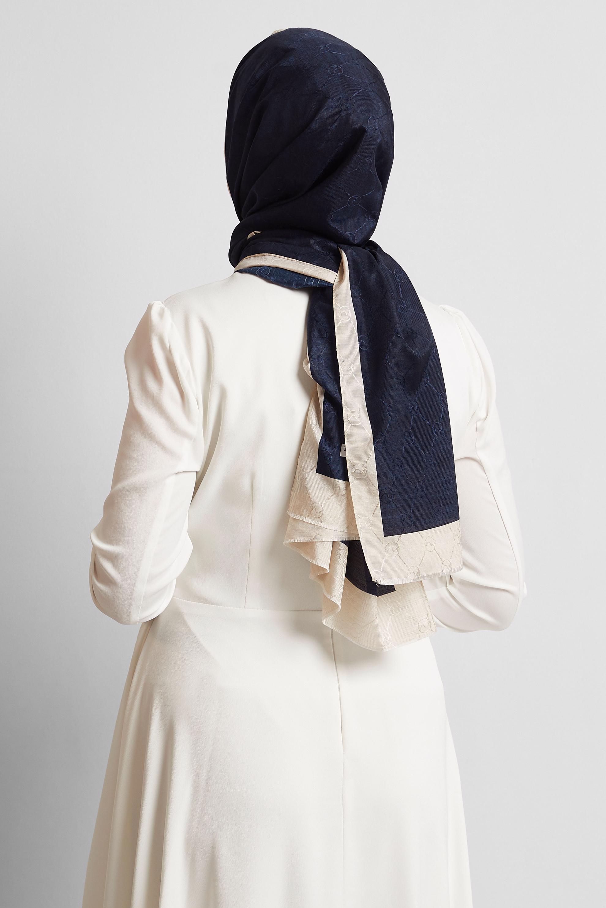 Tesettür giyim LACİVERT ALVİNA JAKARLI MONOGRAM ŞAL 8542