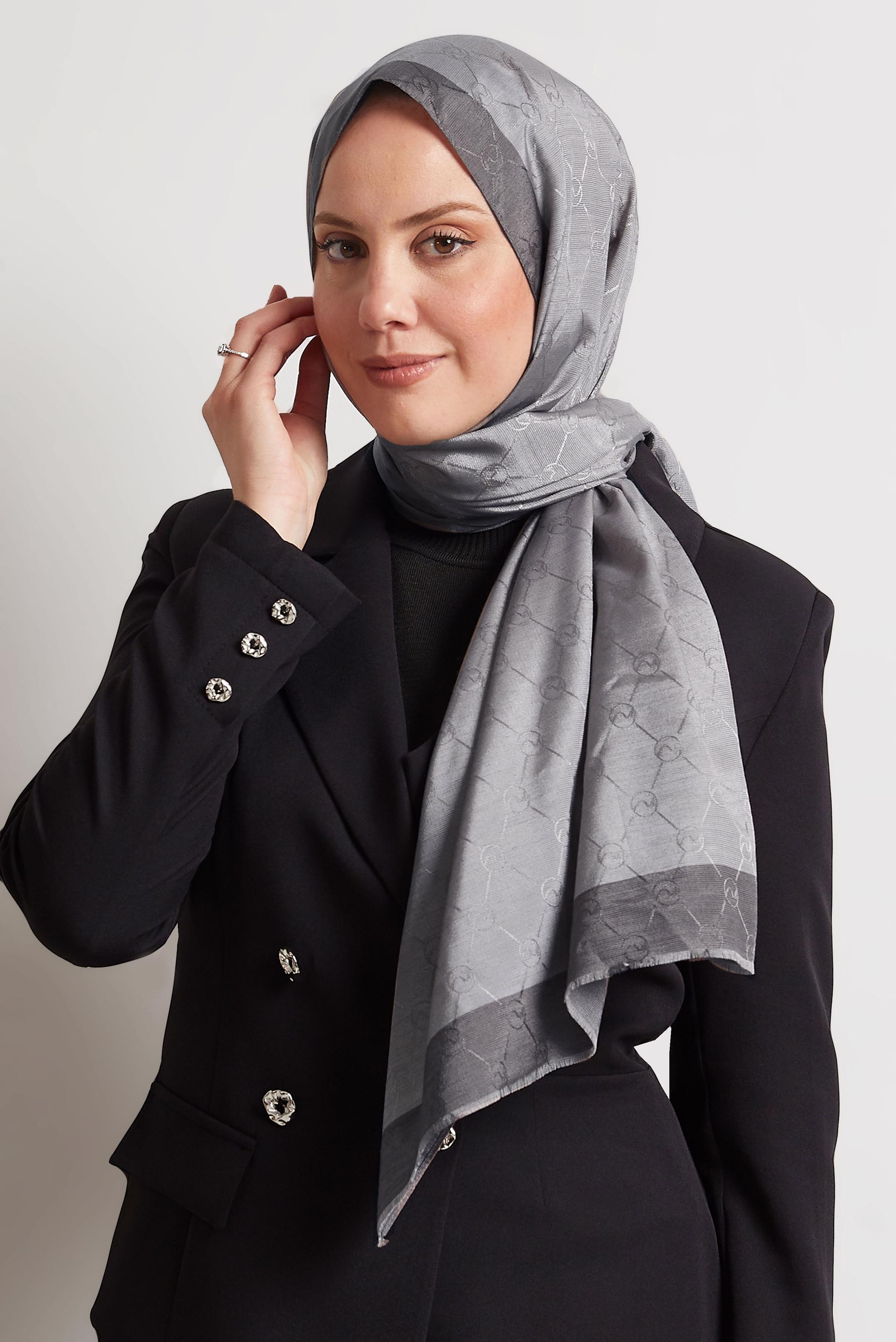 Tesettür giyim VİZON ALVİNA JAKARLI MONOGRAM ŞAL 8542