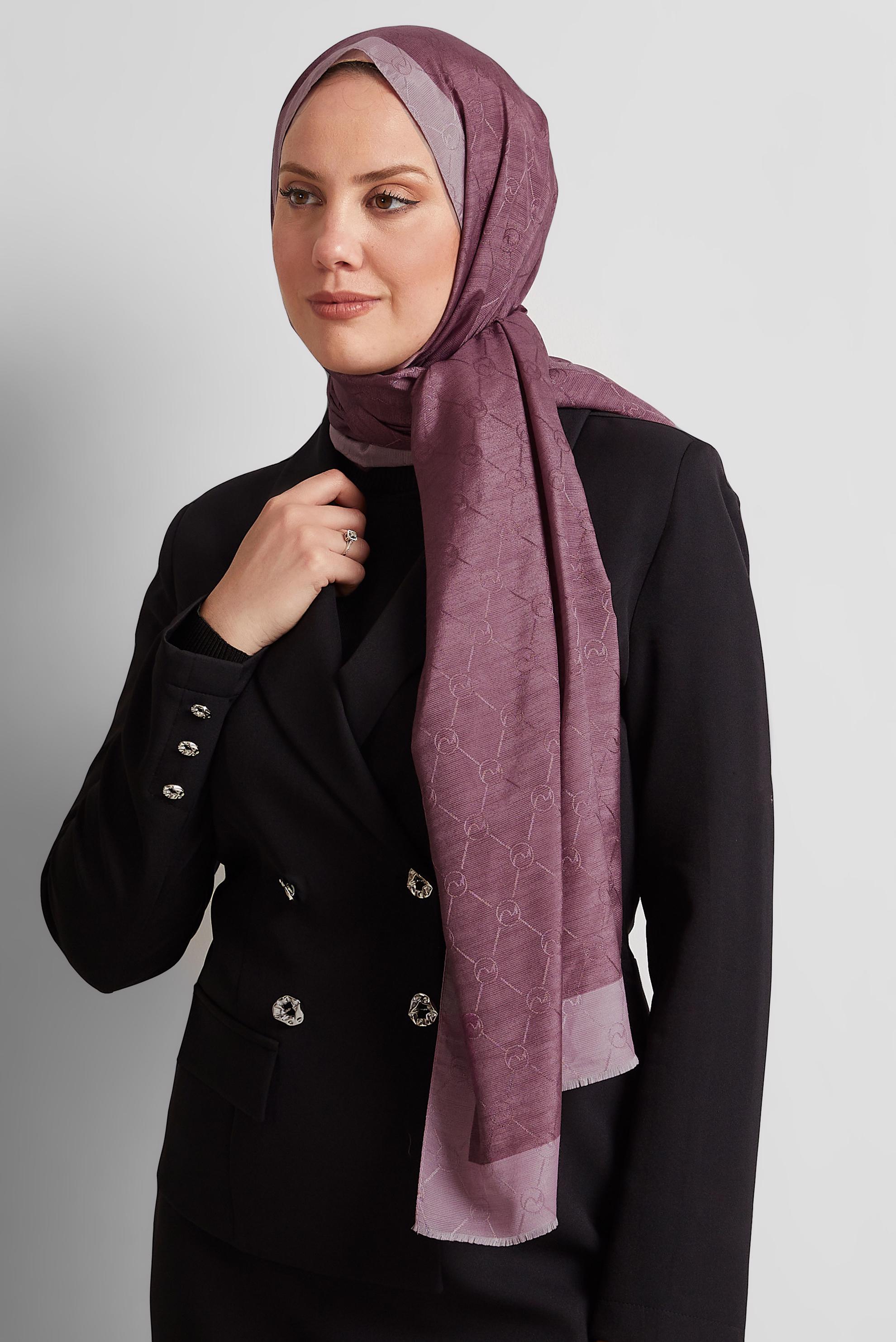 Tesettür giyim PEMBE ALVİNA JAKARLI MONOGRAM ŞAL 8542