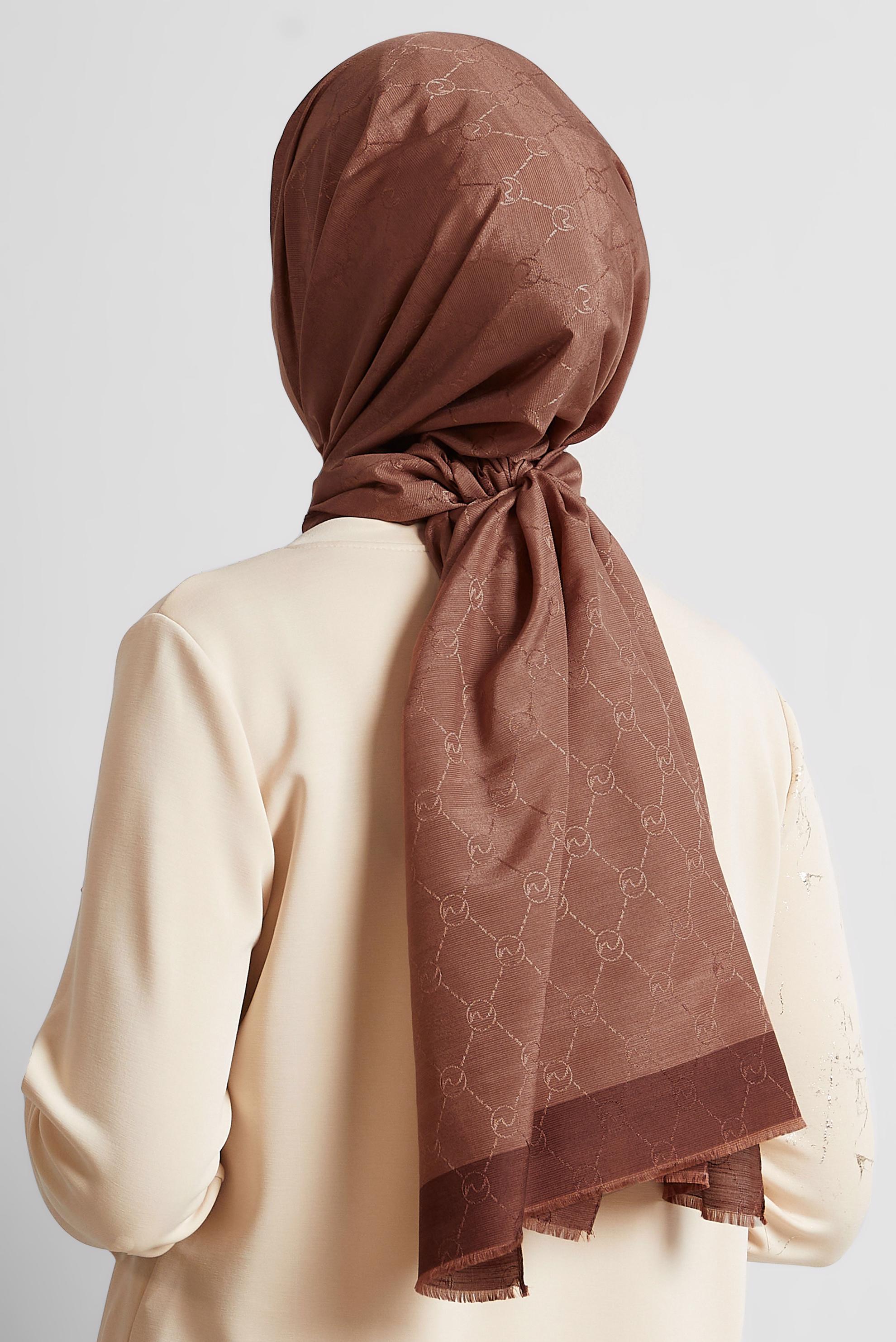 Tesettür giyim KAHVE ALVİNA JAKARLI MONOGRAM ŞAL 8542
