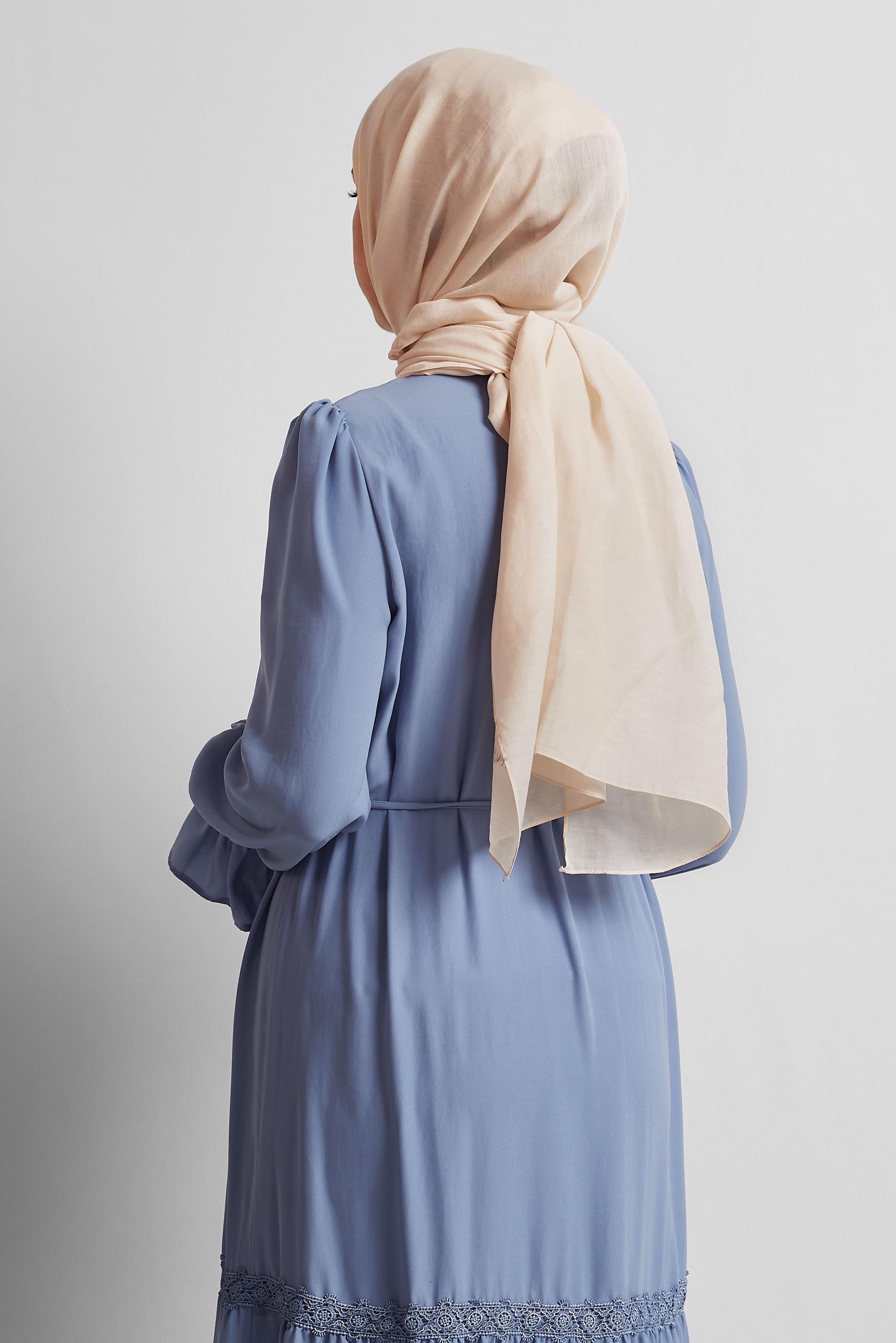 Tesettür giyim BEJ ALVİNA PAMUK ŞAL 8544