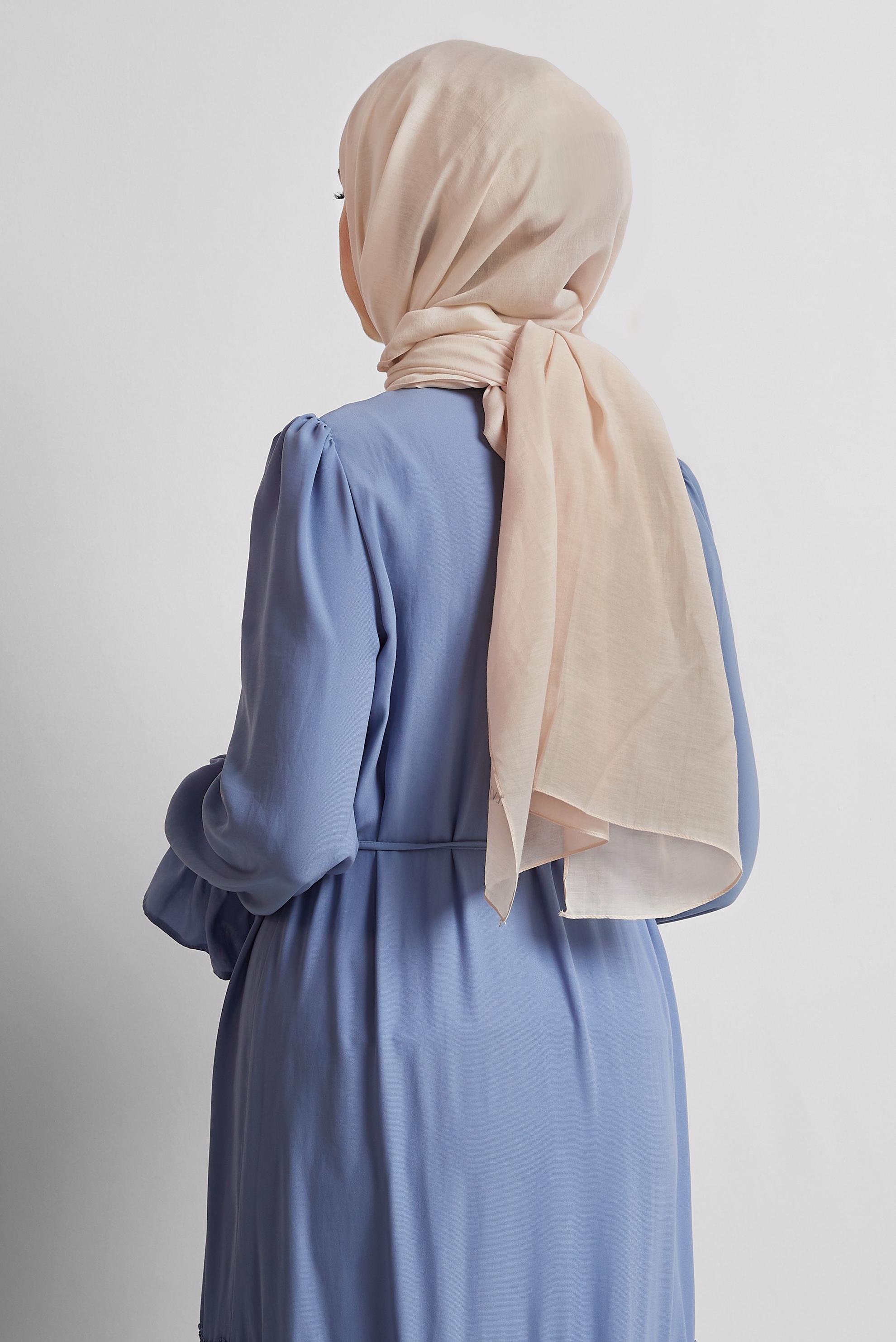 Tesettür giyim BEJ ALVİNA PAMUK ŞAL 8544