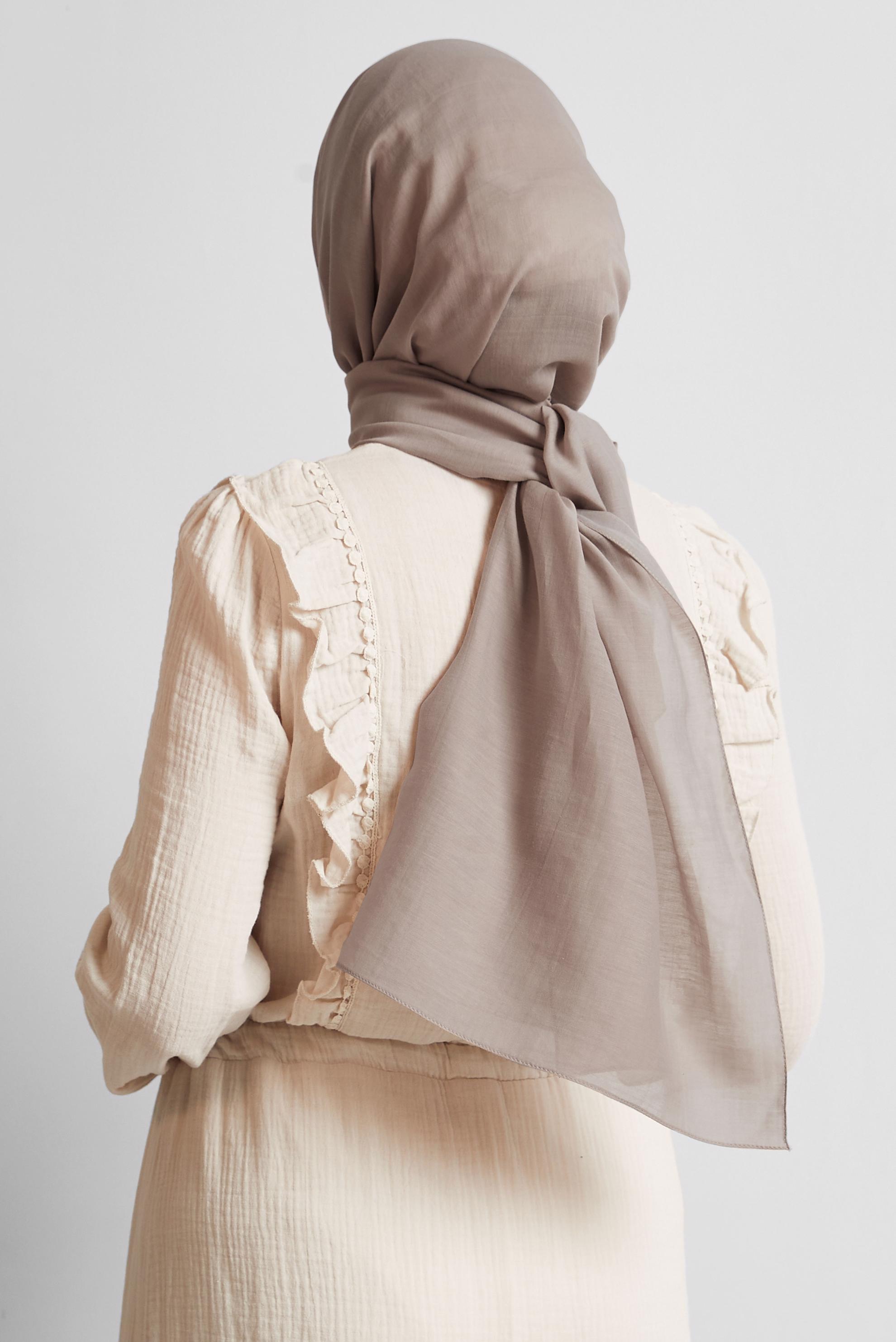 Tesettür giyim BEJ ALVİNA PAMUK ŞAL 8544