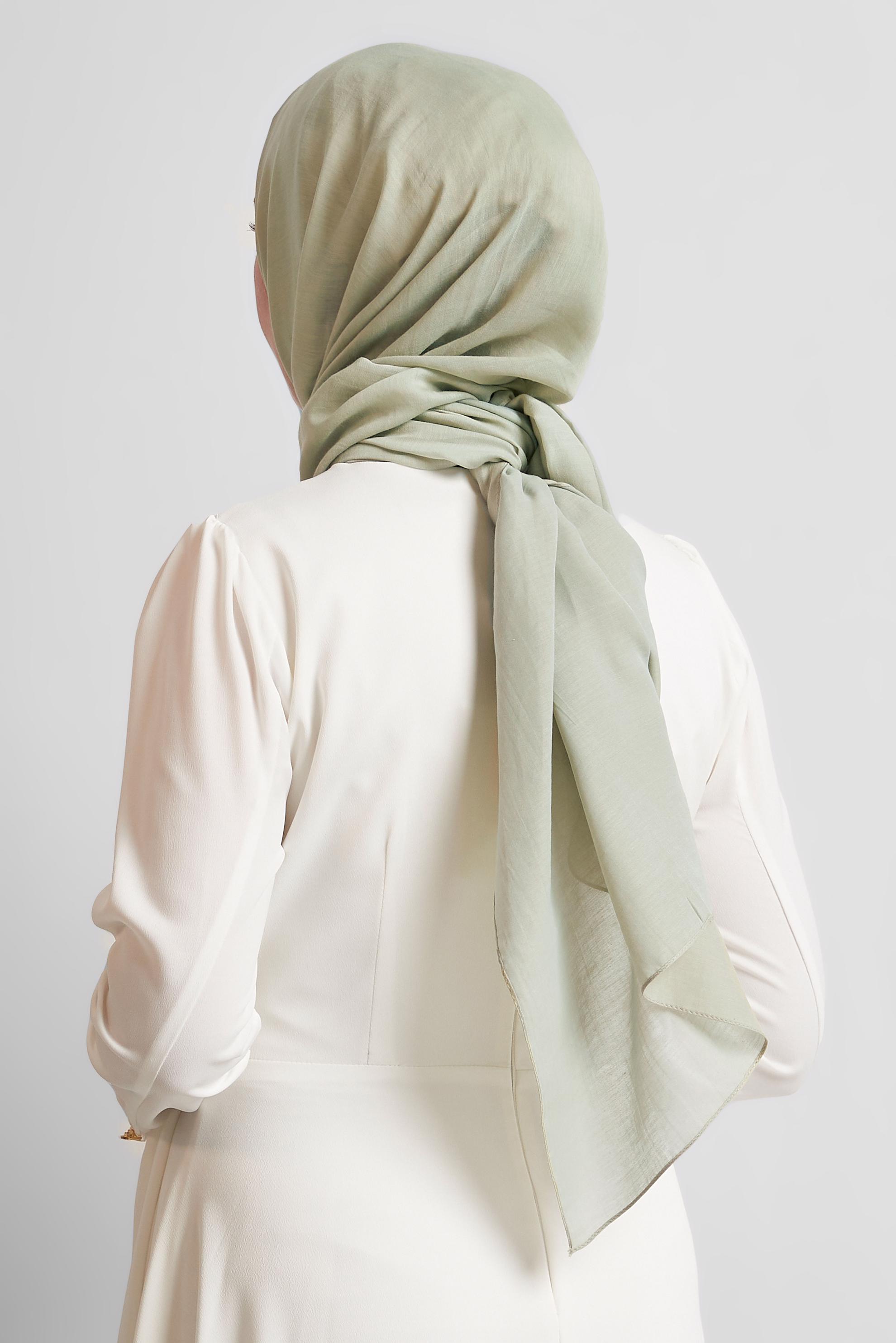 Tesettür giyim YEŞİL ALVİNA PAMUK ŞAL 8544