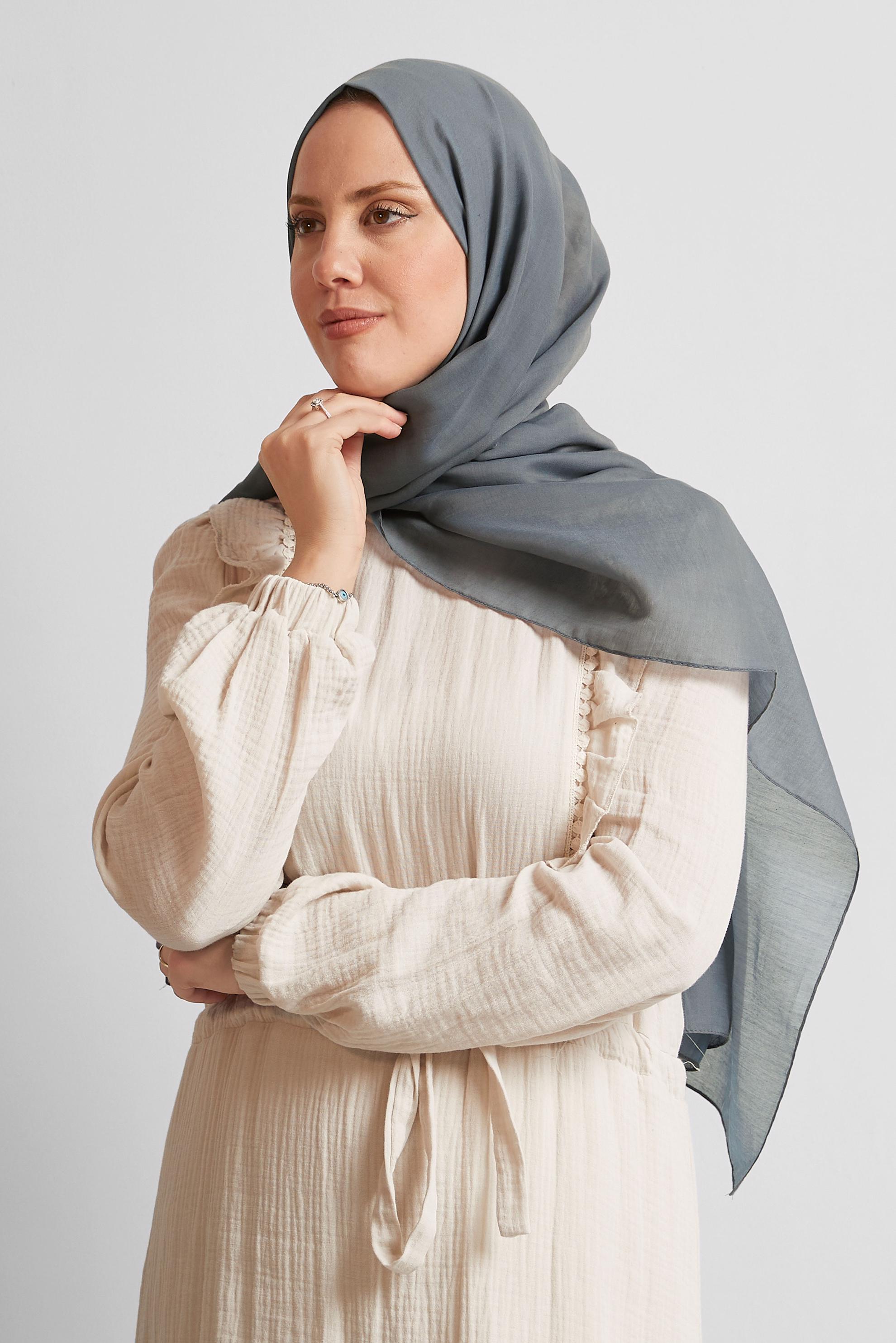 Tesettür giyim GRİ ALVİNA PAMUK ŞAL 8544