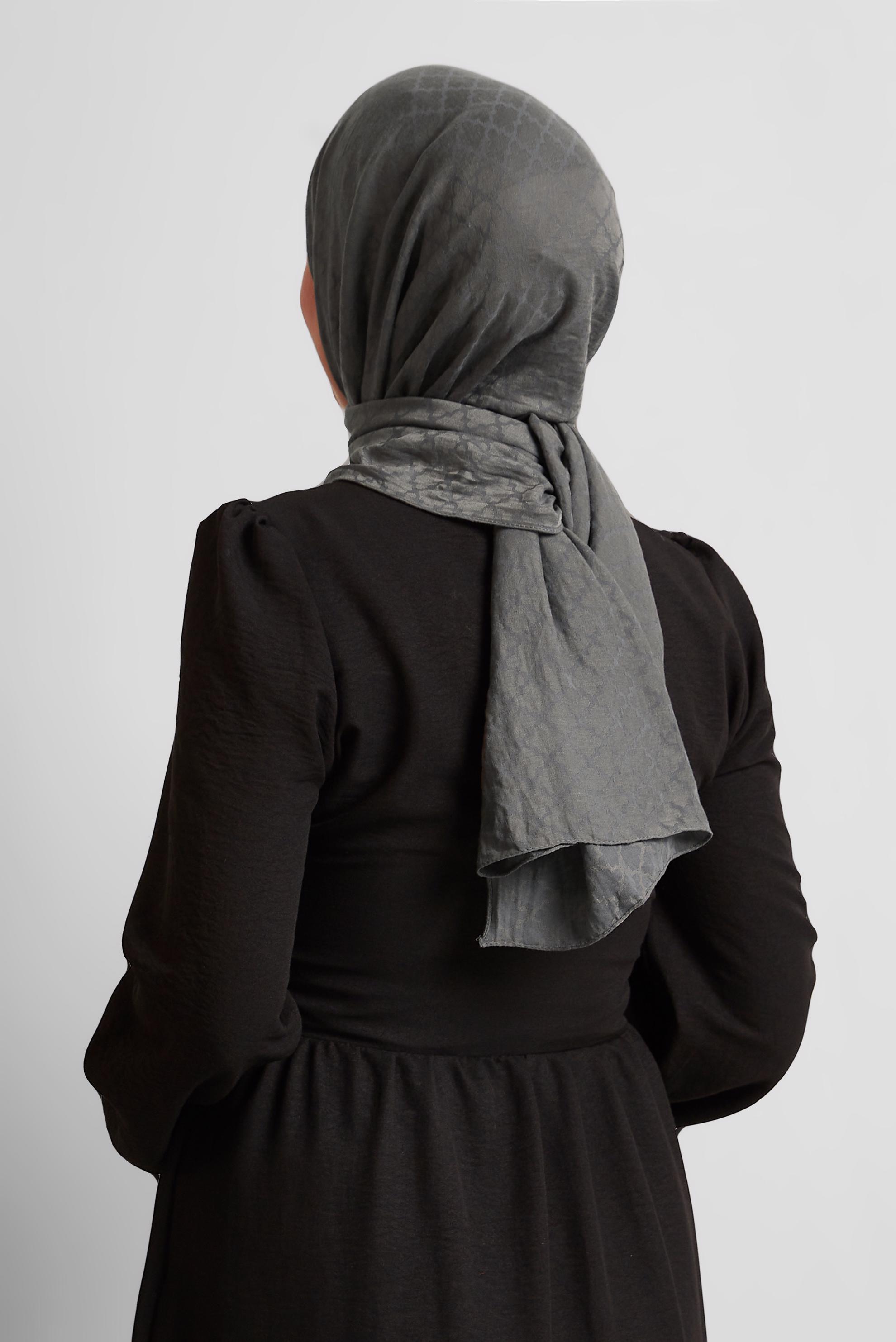 Tesettür giyim GRİ ALVİNA ŞAL 8545
