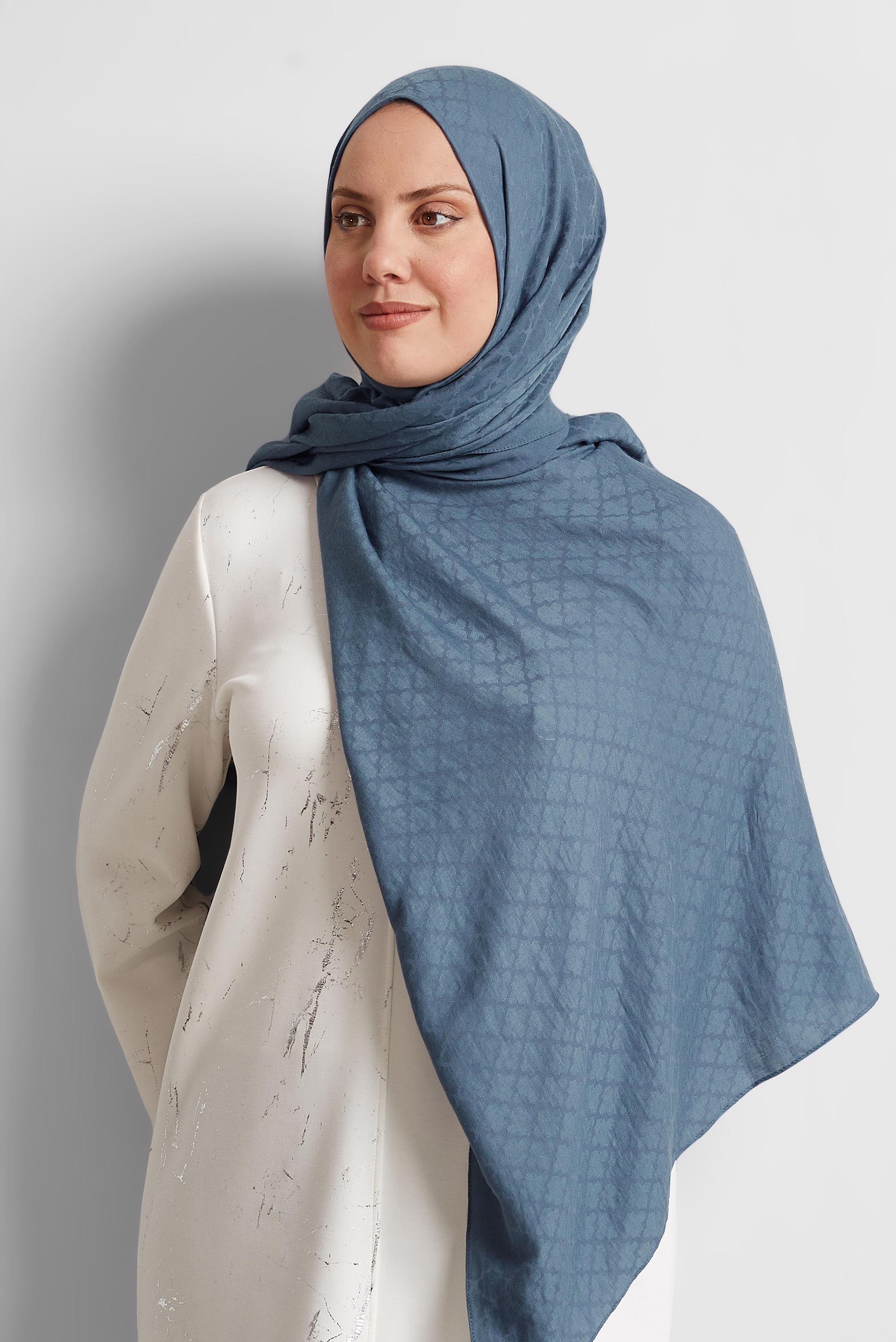 Tesettür giyim LACİVERT ALVİNA ŞAL 8545