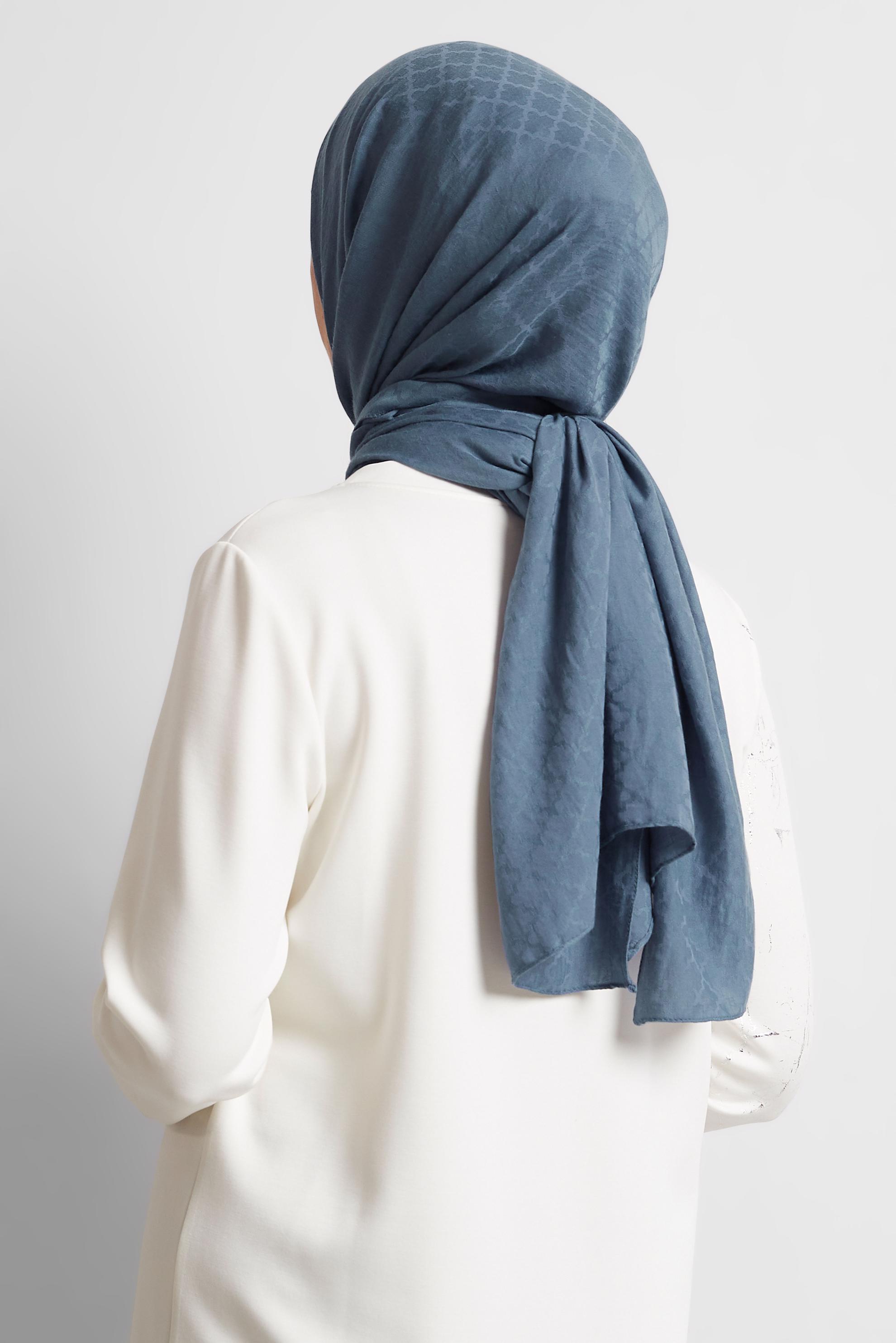 Tesettür giyim LACİVERT ALVİNA ŞAL 8545