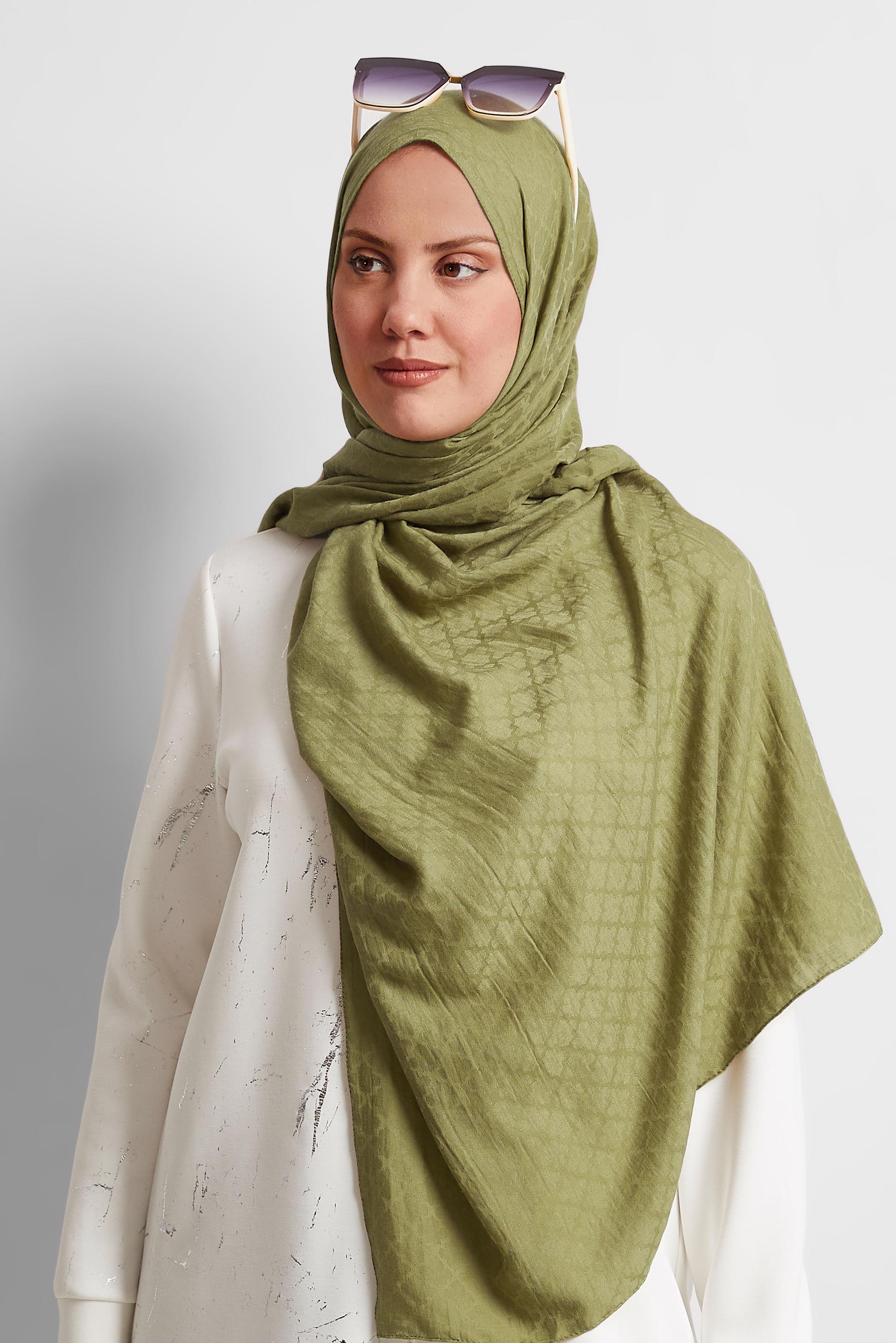 Tesettür giyim YEŞİL ALVİNA ŞAL 8545