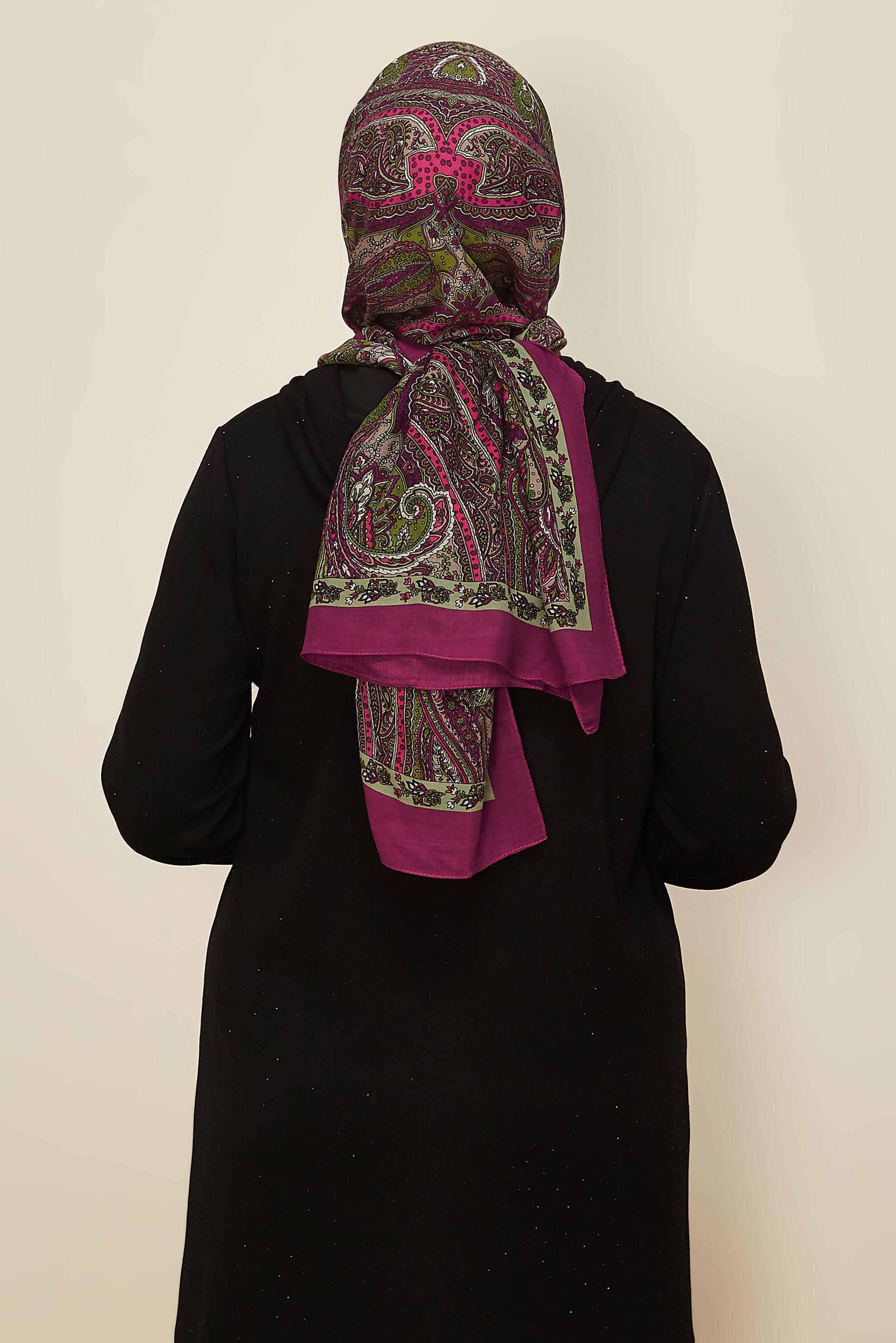 Vêtements hijab ROUGE BORDEAUX CHÂLE À MOTIFS ALVINA 8546