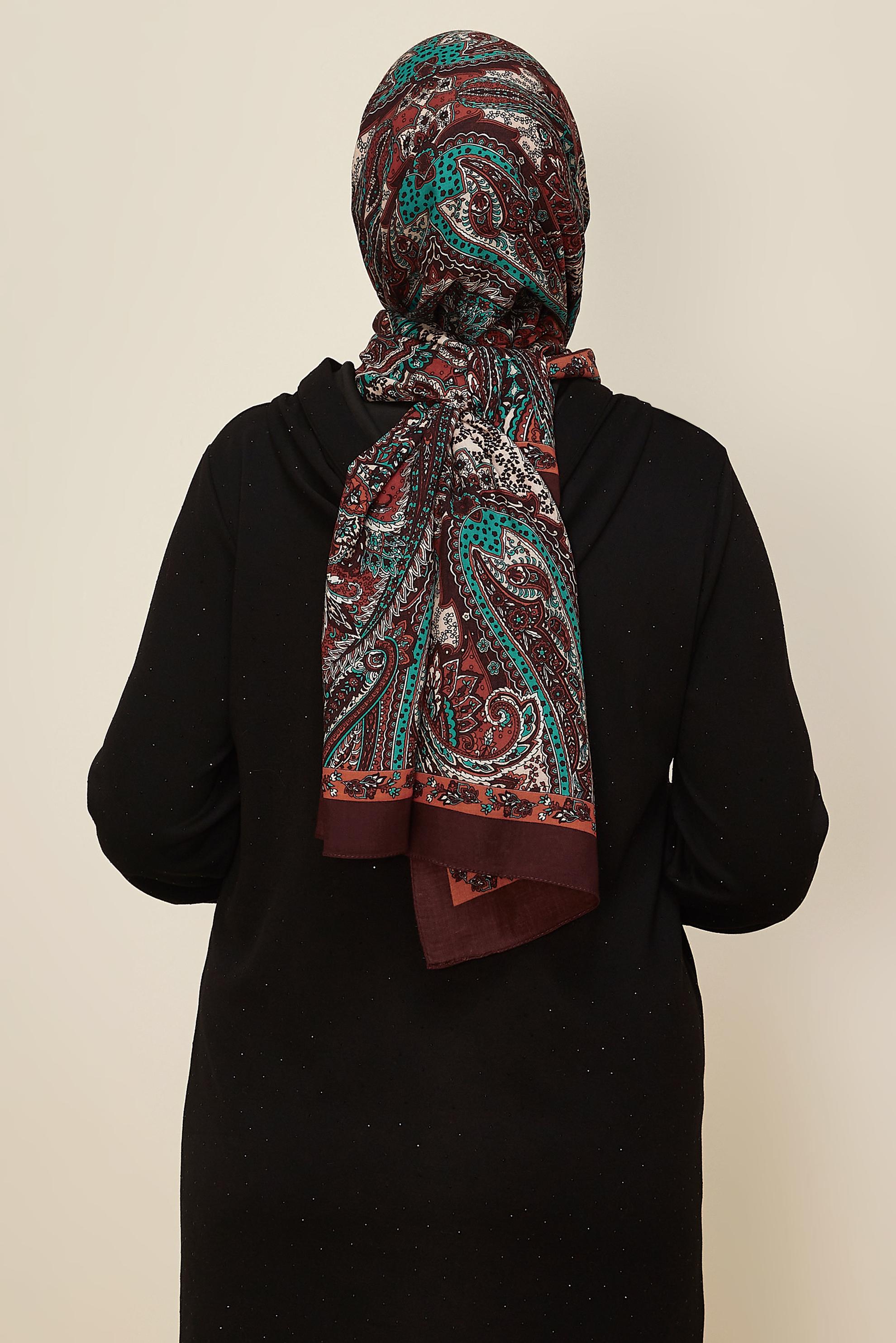 Vêtements hijab PRUNE CHÂLE À MOTIFS ALVINA 8546