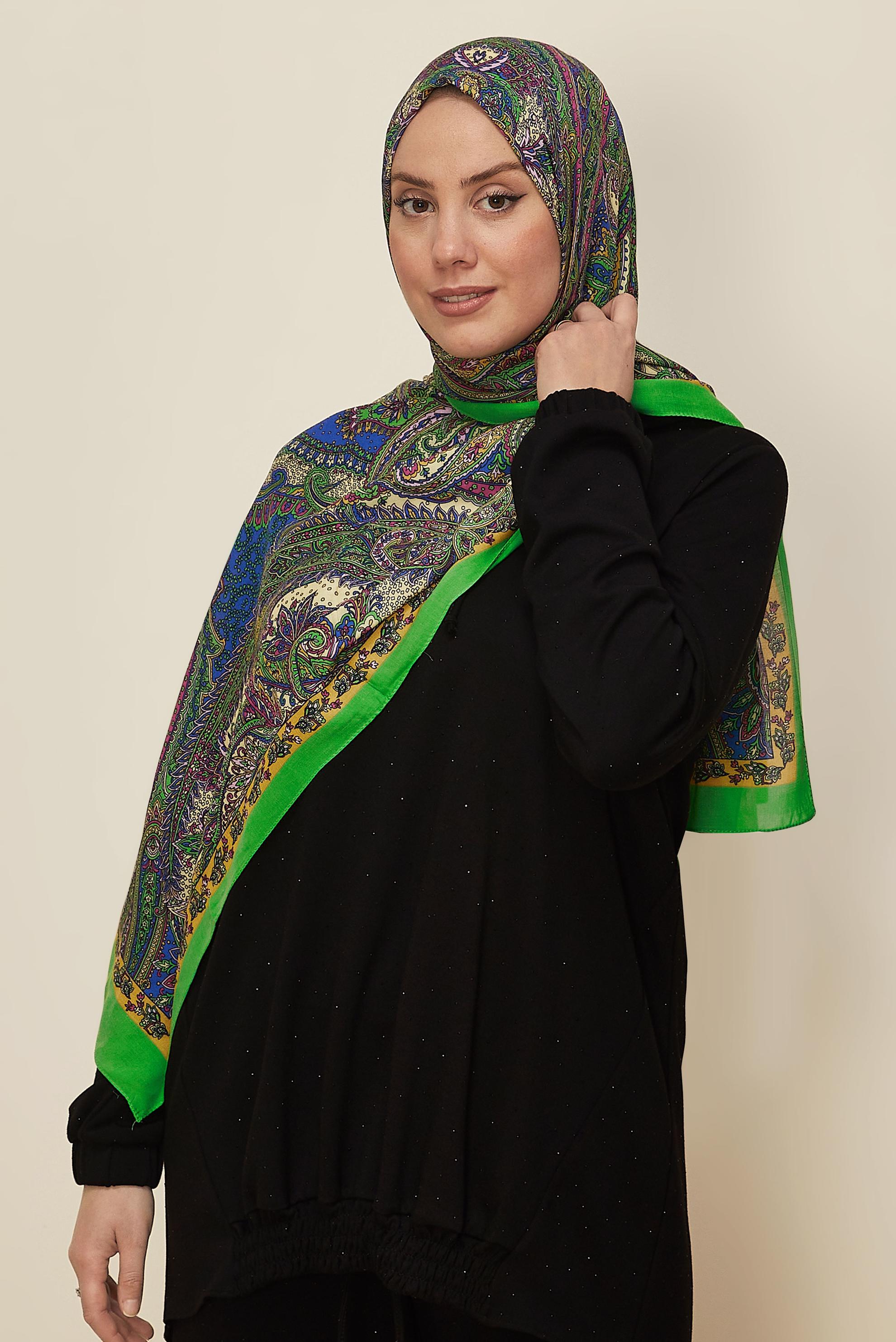 Tesettür giyim YEŞİL ALVİNA DESENLİ PAMUK VİSKON ŞAL 8546