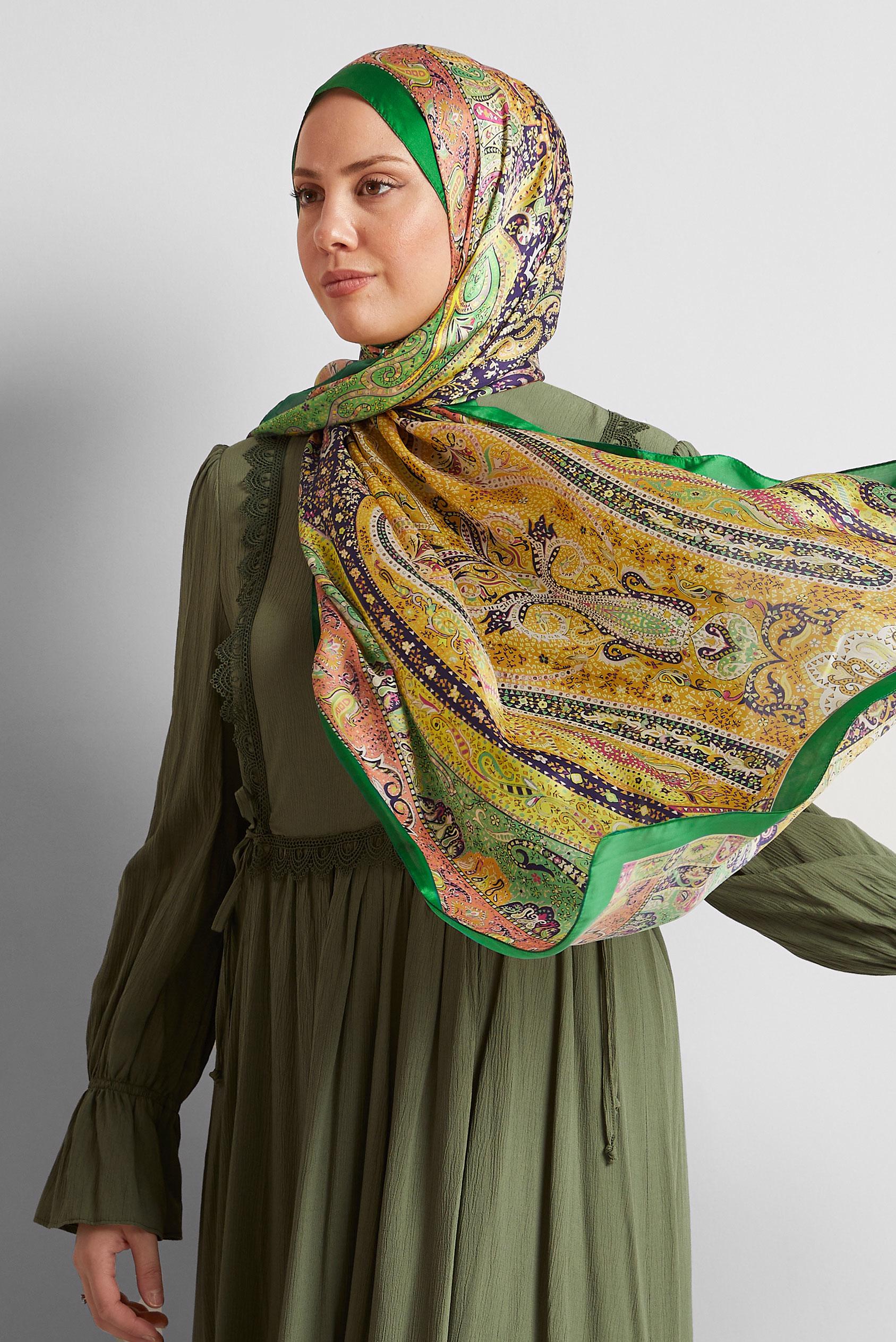 Tesettür giyim YEŞİL ALVİNA DESENLİ ŞAL 8548