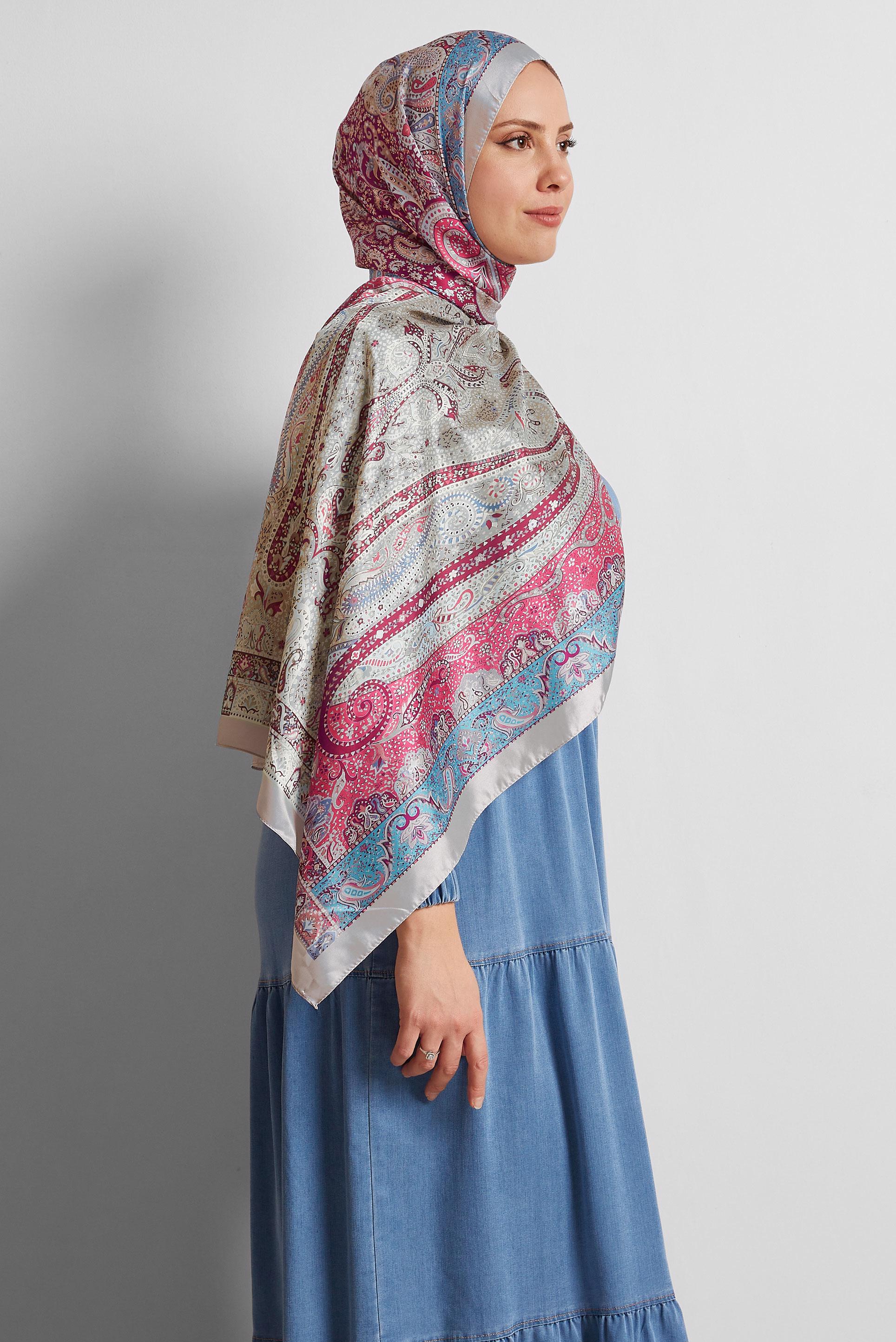 Tesettür giyim EKRU ALVİNA DESENLİ ŞAL 8548