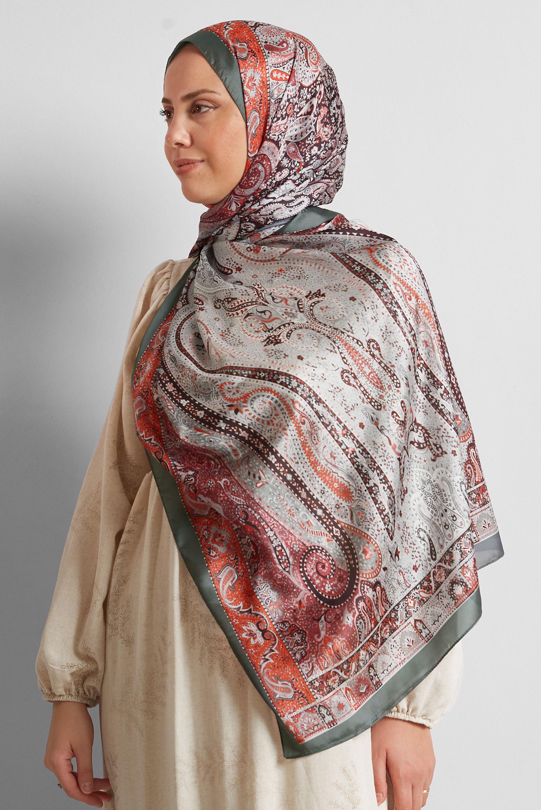 Tesettür giyim GRİ ALVİNA DESENLİ ŞAL 8548