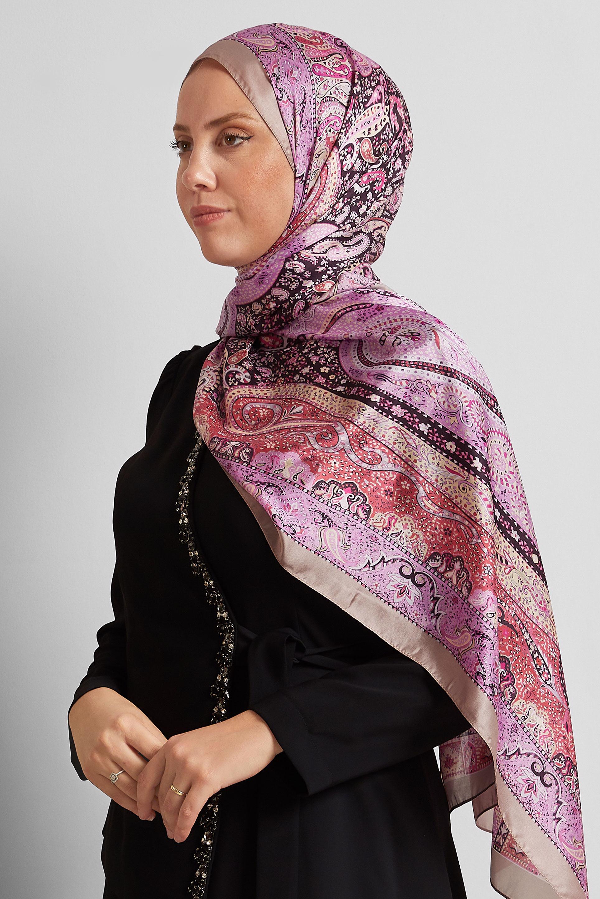 Tesettür giyim SİYAH ALVİNA DESENLİ ŞAL 8548