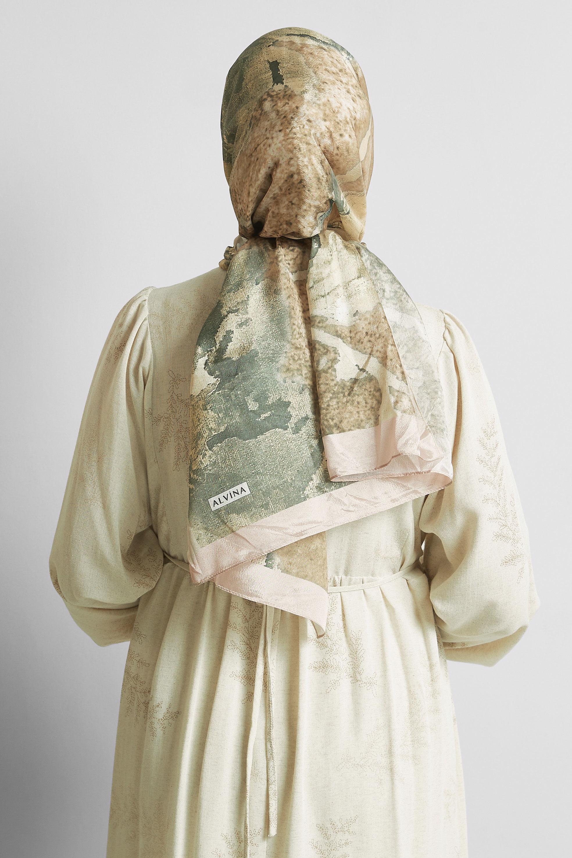 Tesettür giyim BEYAZ ALVİNA DESENLİ ŞAL 8549