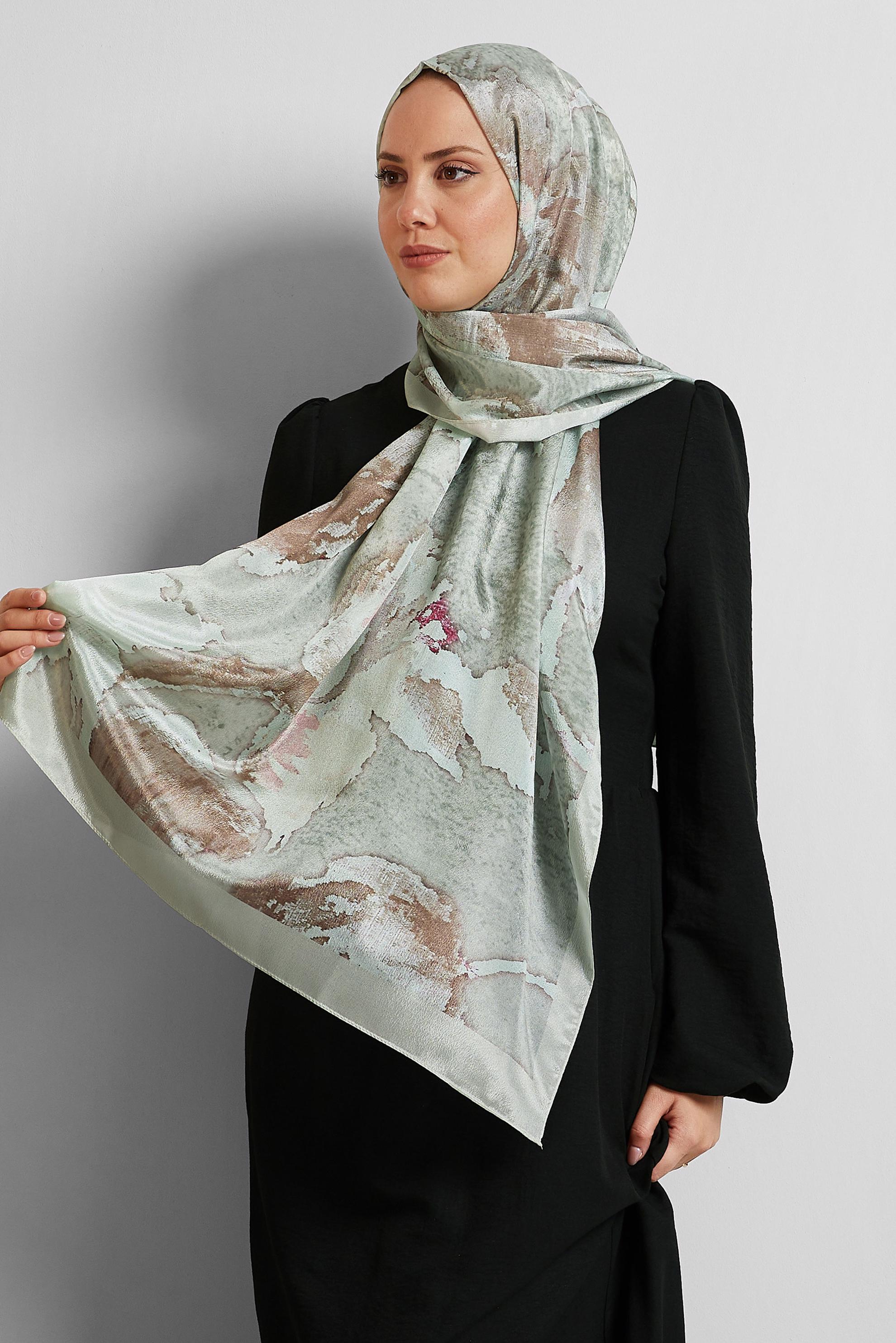 Tesettür giyim BEJ ALVİNA DESENLİ ŞAL 8549