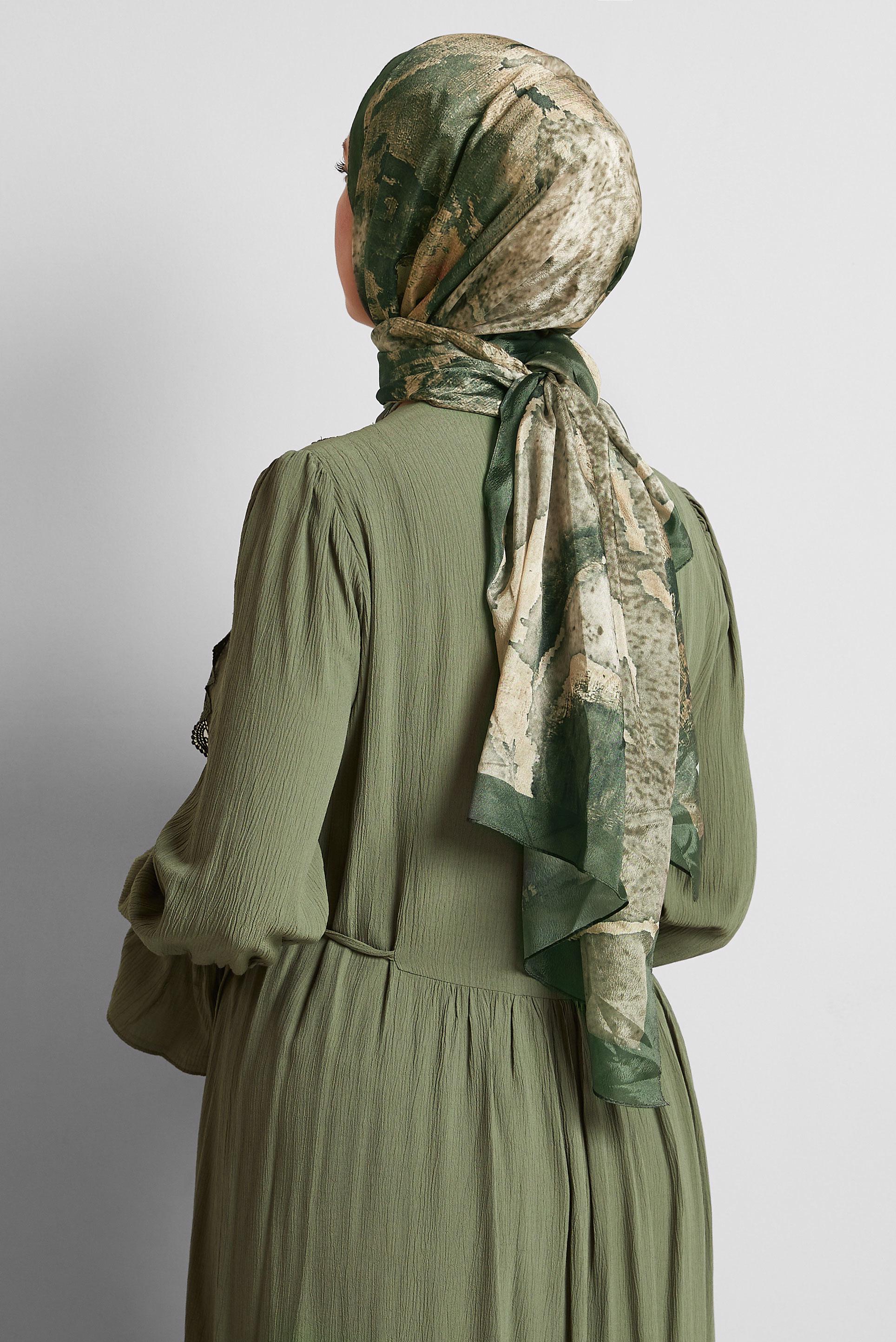 Tesettür giyim HAKİ ALVİNA DESENLİ ŞAL 8549