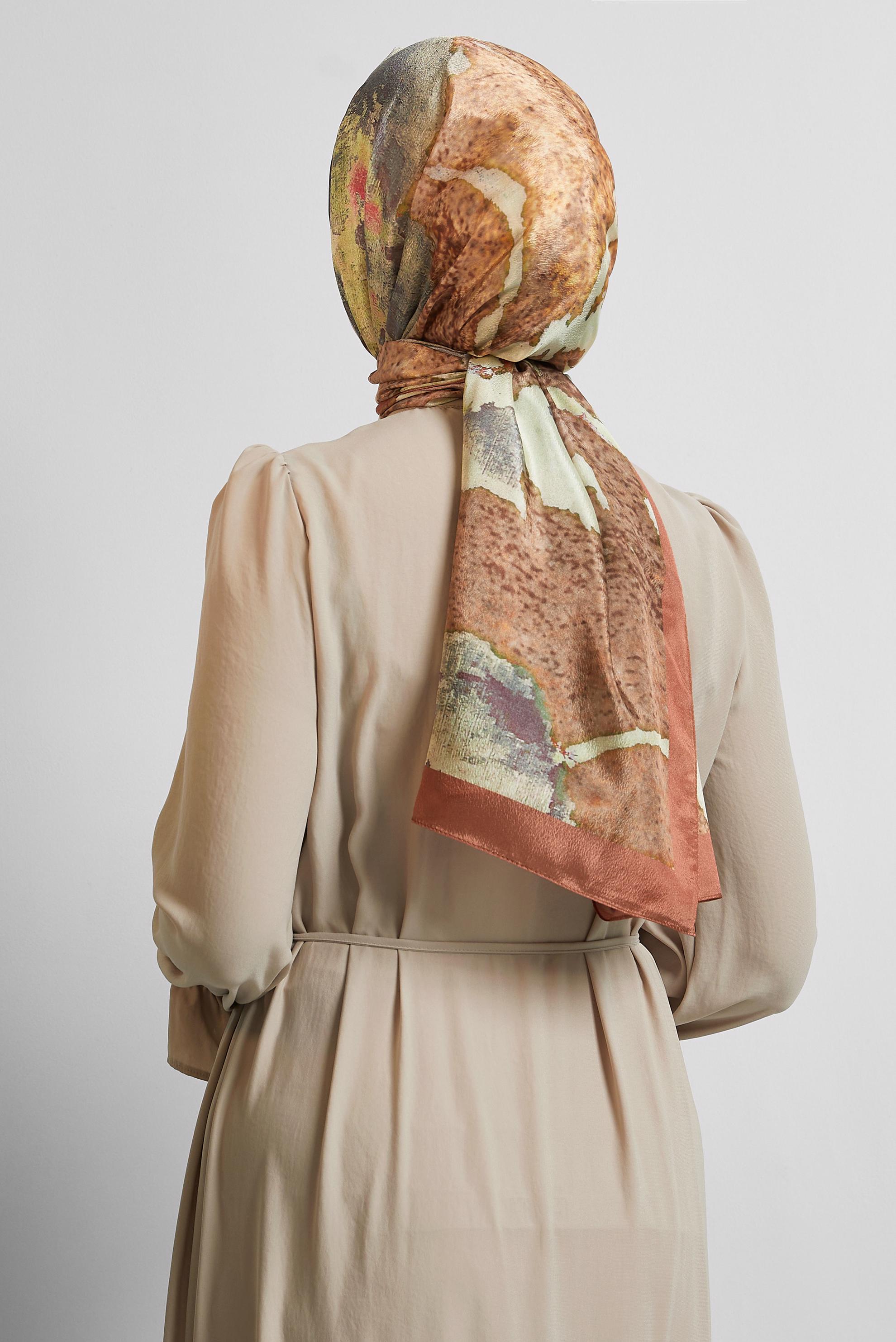 Tesettür giyim TABA ALVİNA DESENLİ ŞAL 8549