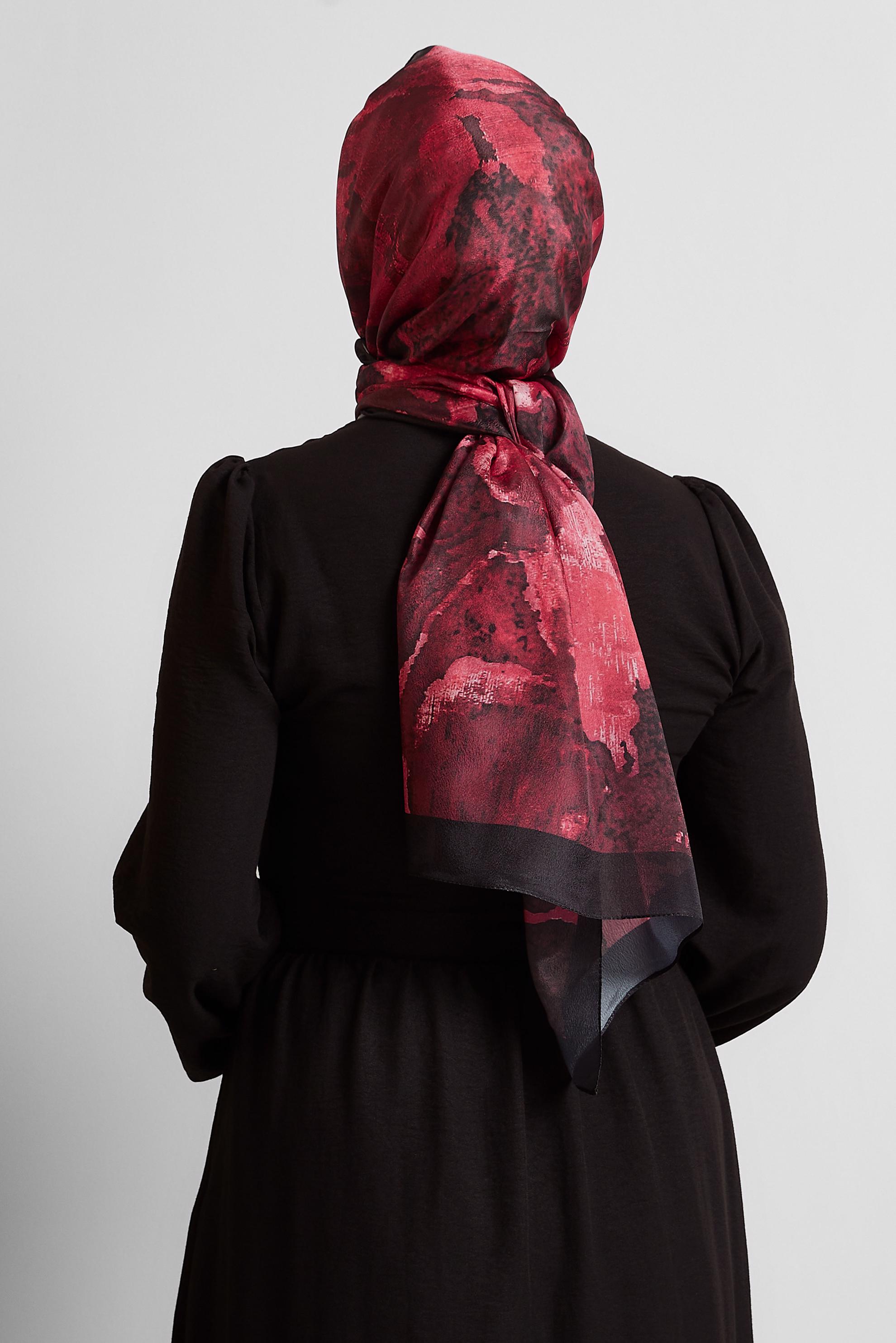 Tesettür giyim SİYAH ALVİNA DESENLİ ŞAL 8549