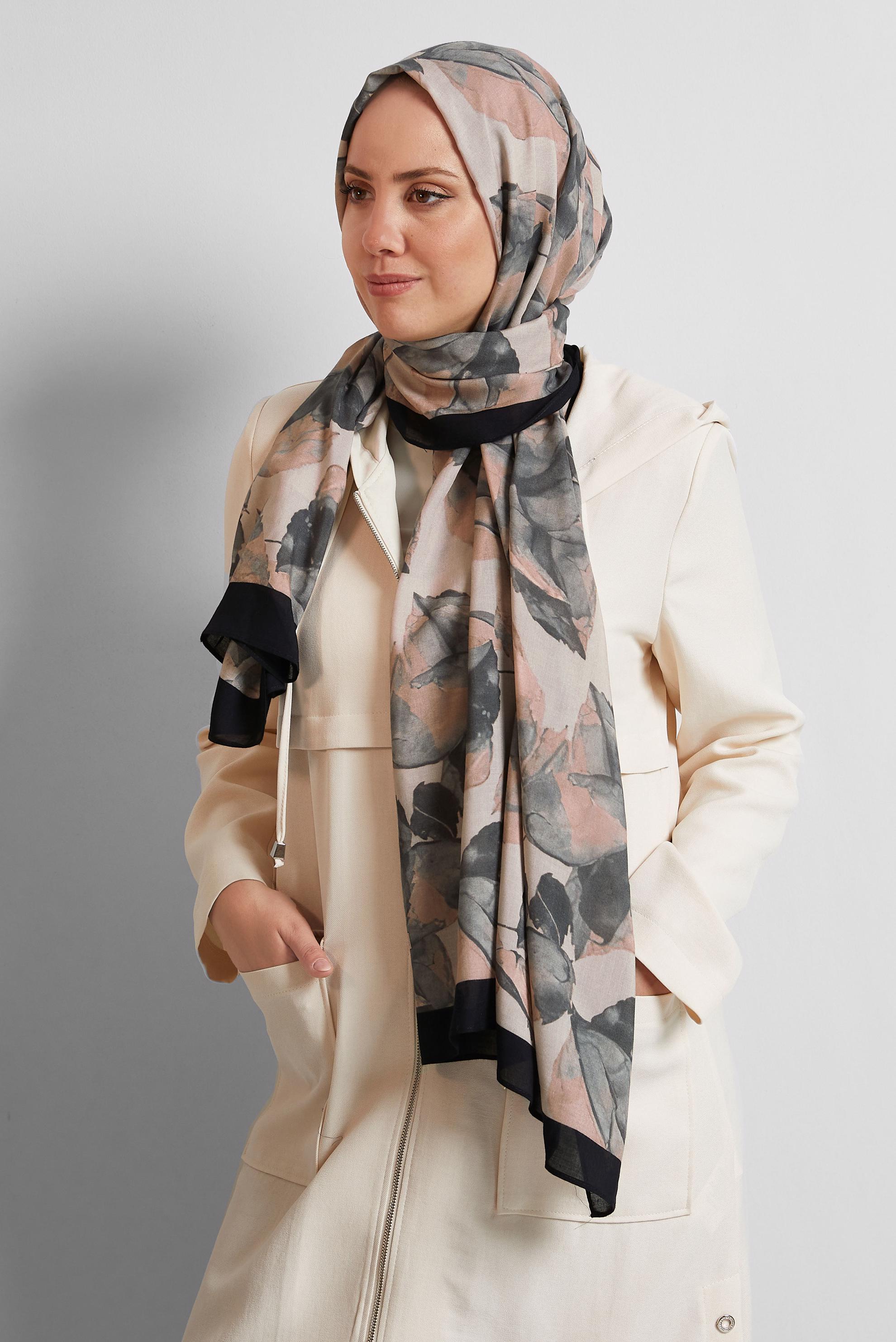 Tesettür giyim SİYAH ALVİNA DESENLİ ŞAL 8550