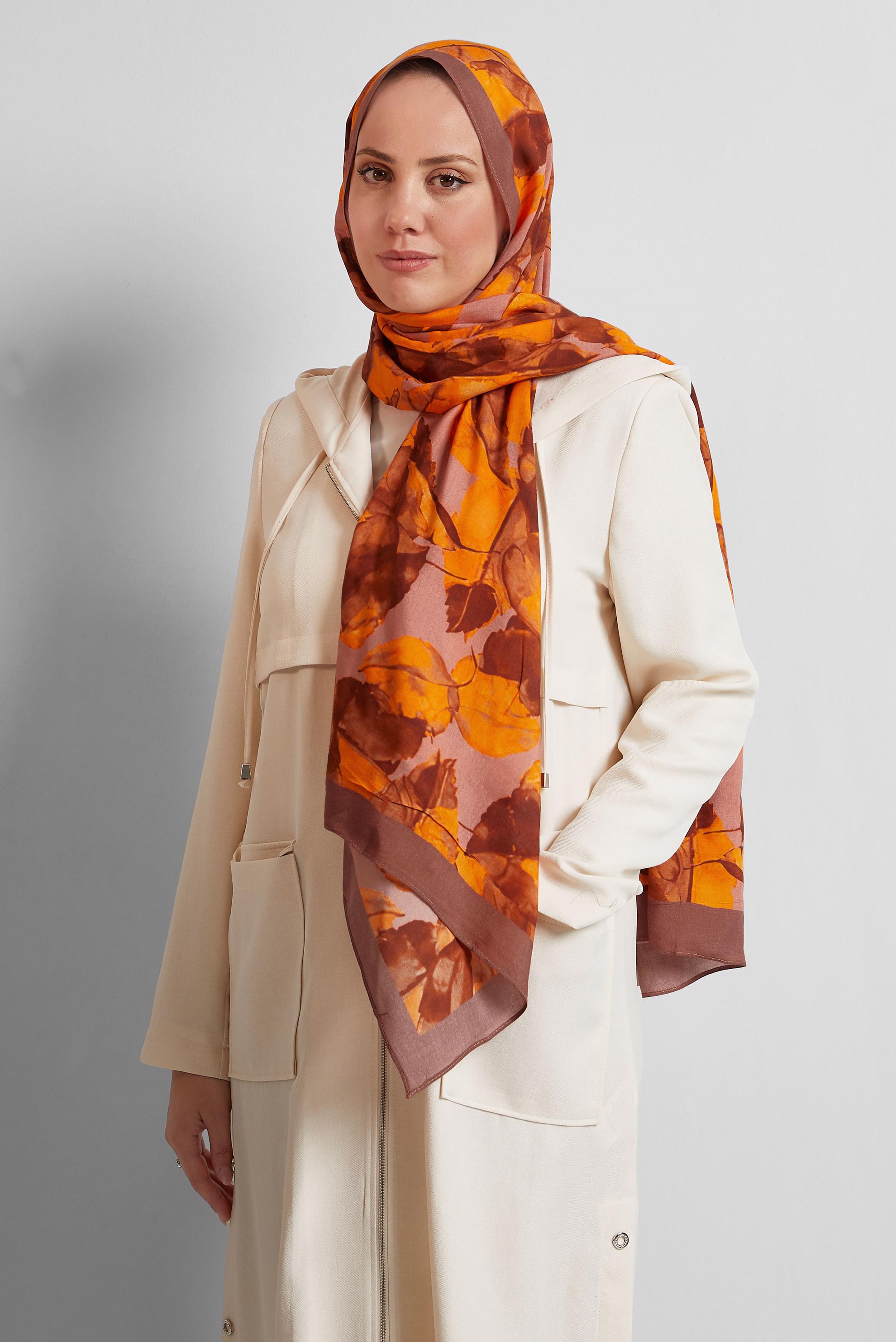 Tesettür giyim PUDRA ALVİNA DESENLİ ŞAL 8550