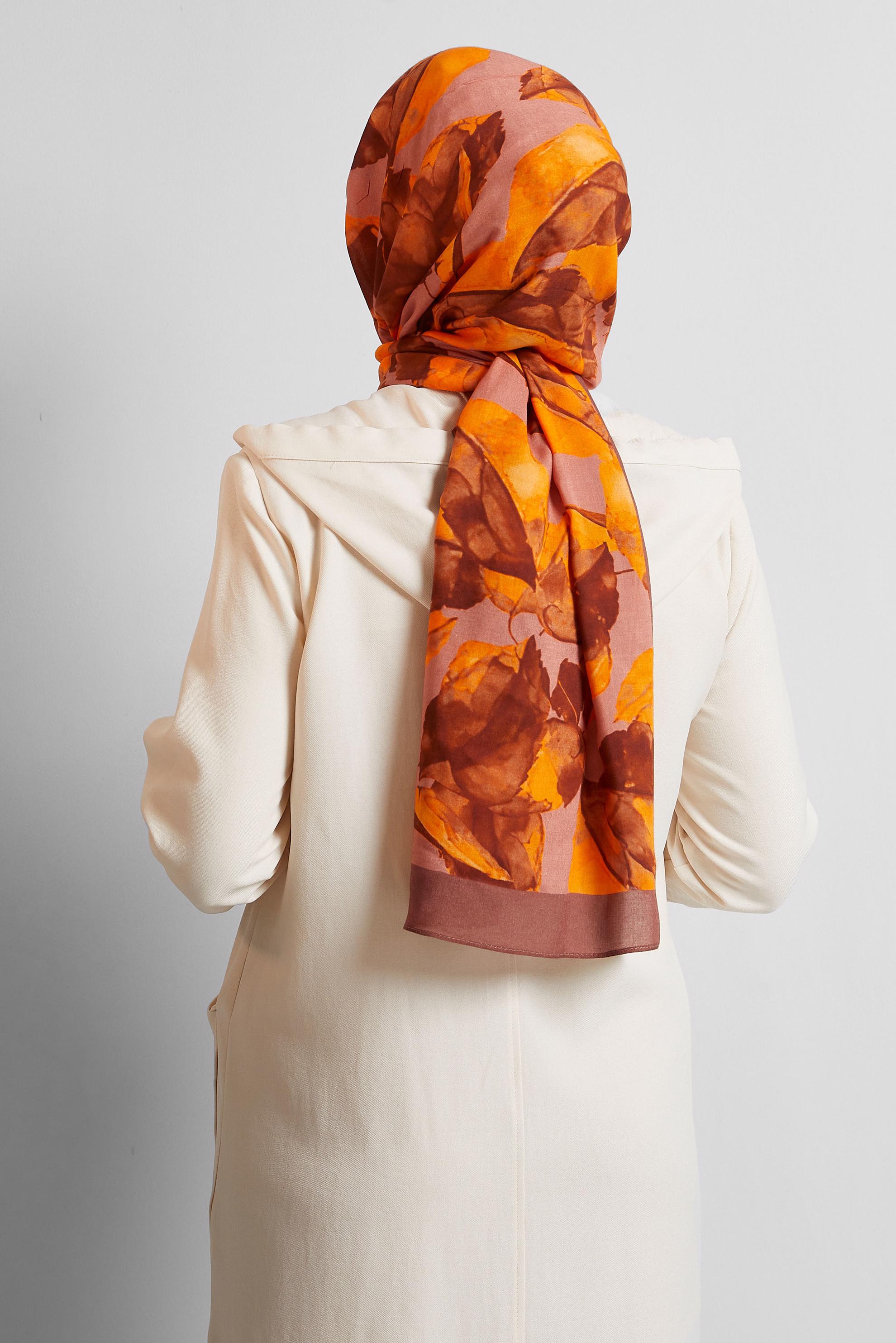 Tesettür giyim PUDRA ALVİNA DESENLİ ŞAL 8550