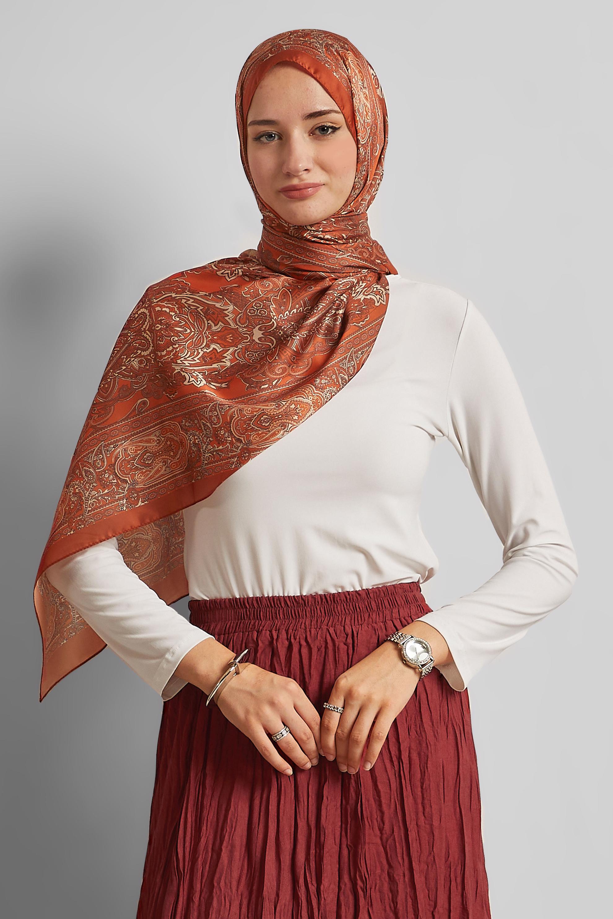 Tesettür giyim TURUNCU ALVİNA DESENLİ ŞAL 8552