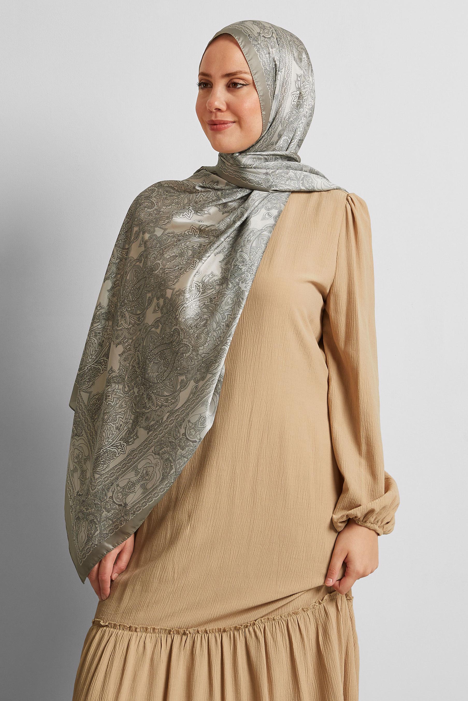 Tesettür giyim BEJ ALVİNA DESENLİ ŞAL 8552