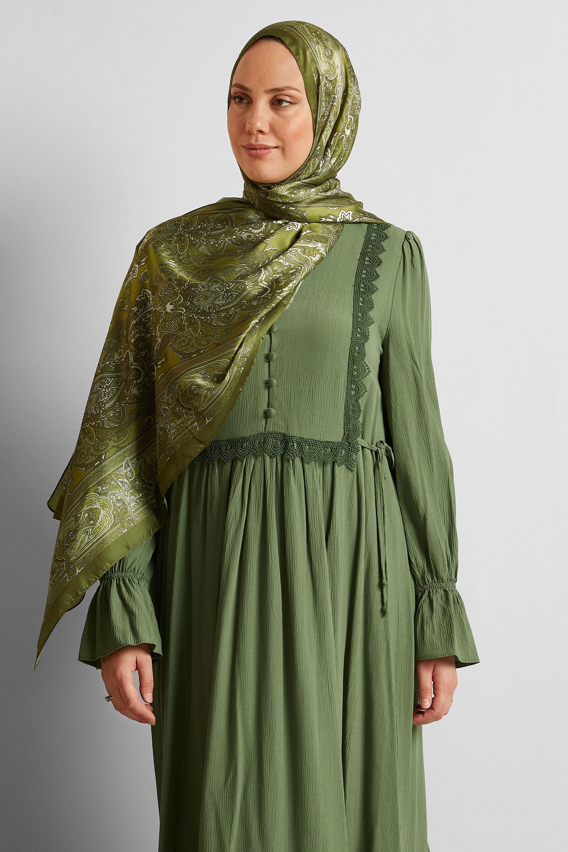 Tesettür giyim YEŞİL ALVİNA DESENLİ ŞAL 8552
