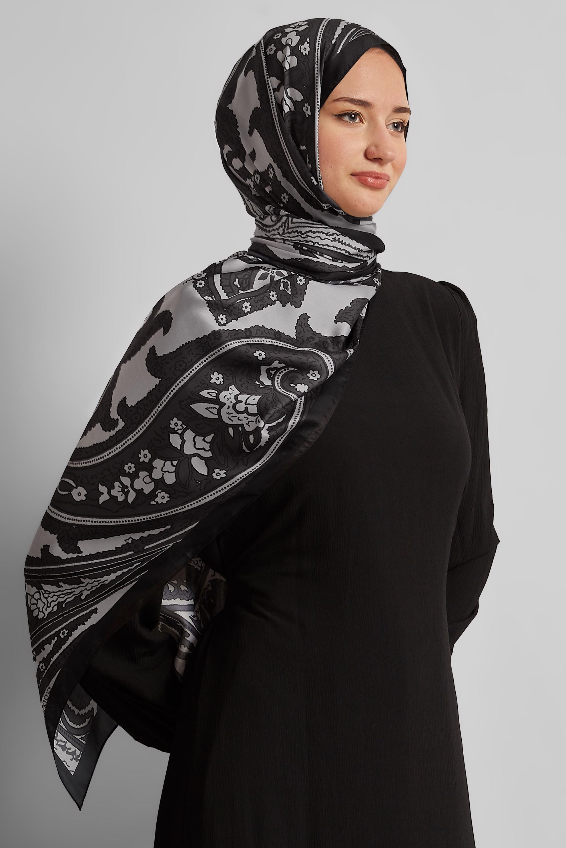 Tesettür giyim SİYAH ALVİNA ETNİK DESENLİ ŞAL 8553