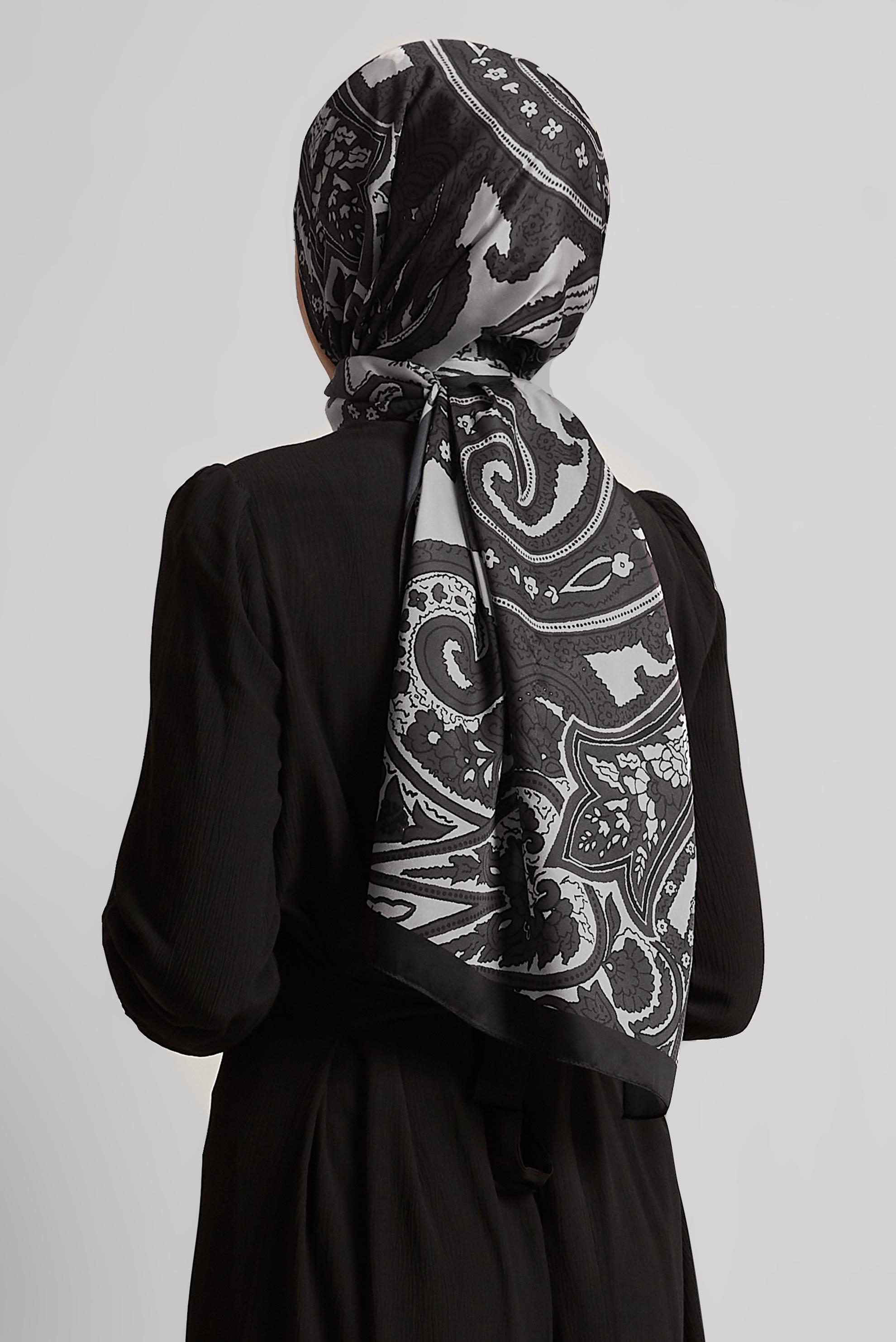 Tesettür giyim SİYAH ALVİNA ETNİK DESENLİ ŞAL 8553