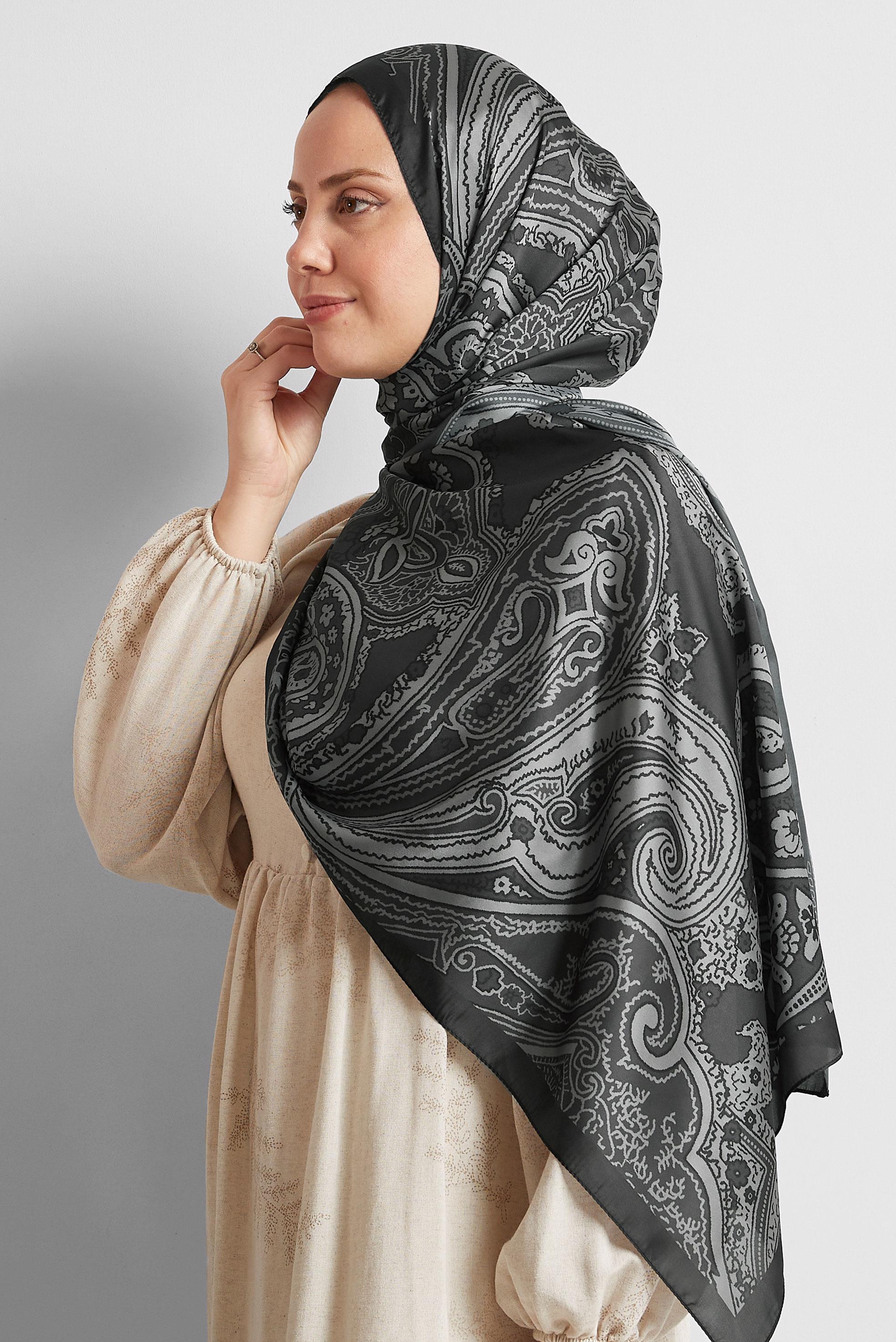 Tesettür giyim GRİ ALVİNA ETNİK DESENLİ ŞAL 8553