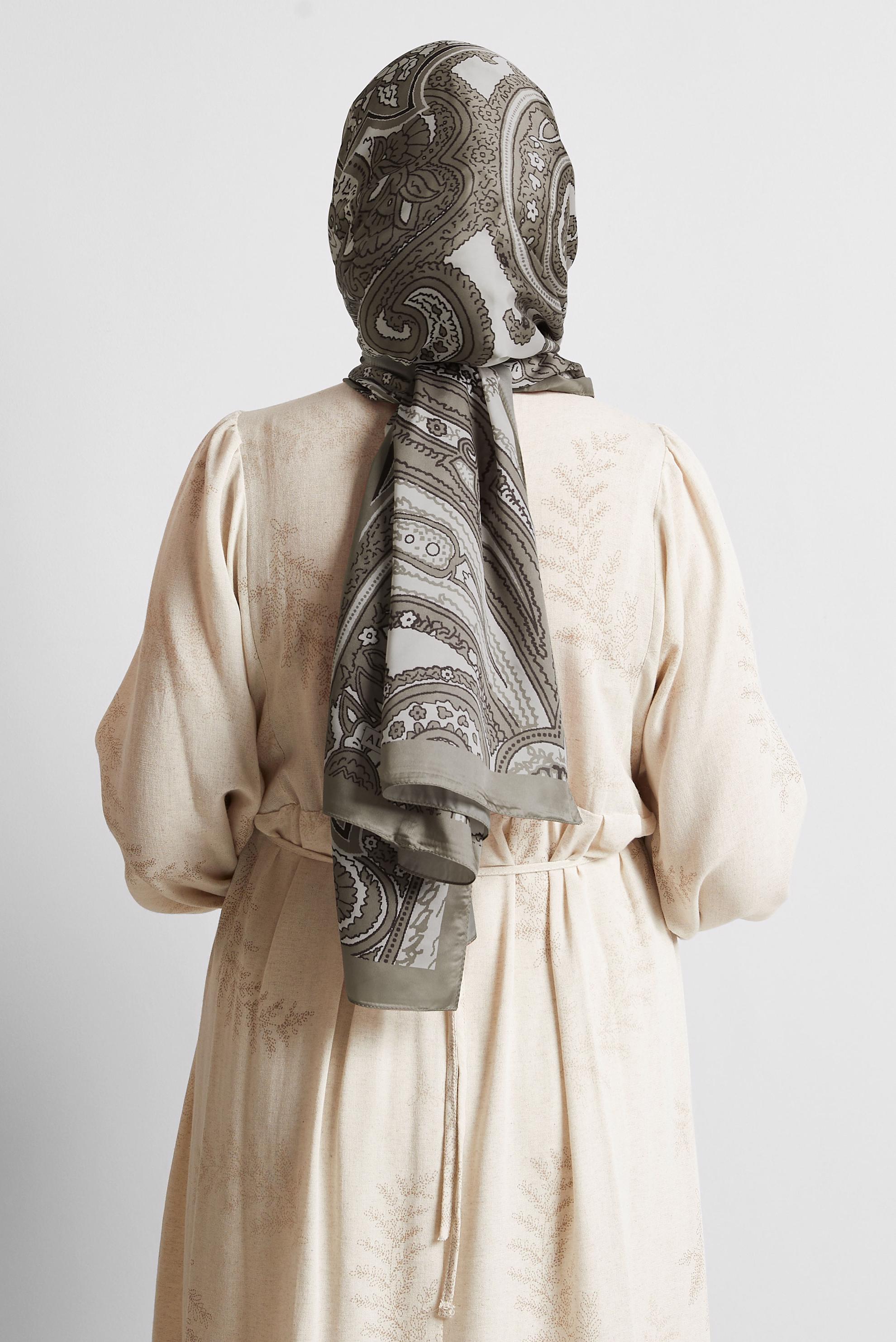 Tesettür giyim VİZON ALVİNA ETNİK DESENLİ ŞAL 8553