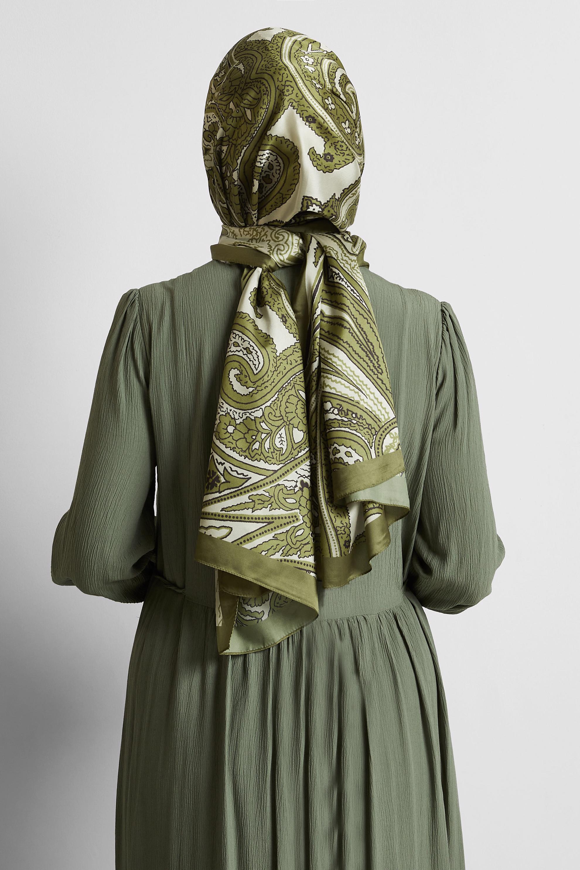 Tesettür giyim YEŞİL ALVİNA ETNİK DESENLİ ŞAL 8553