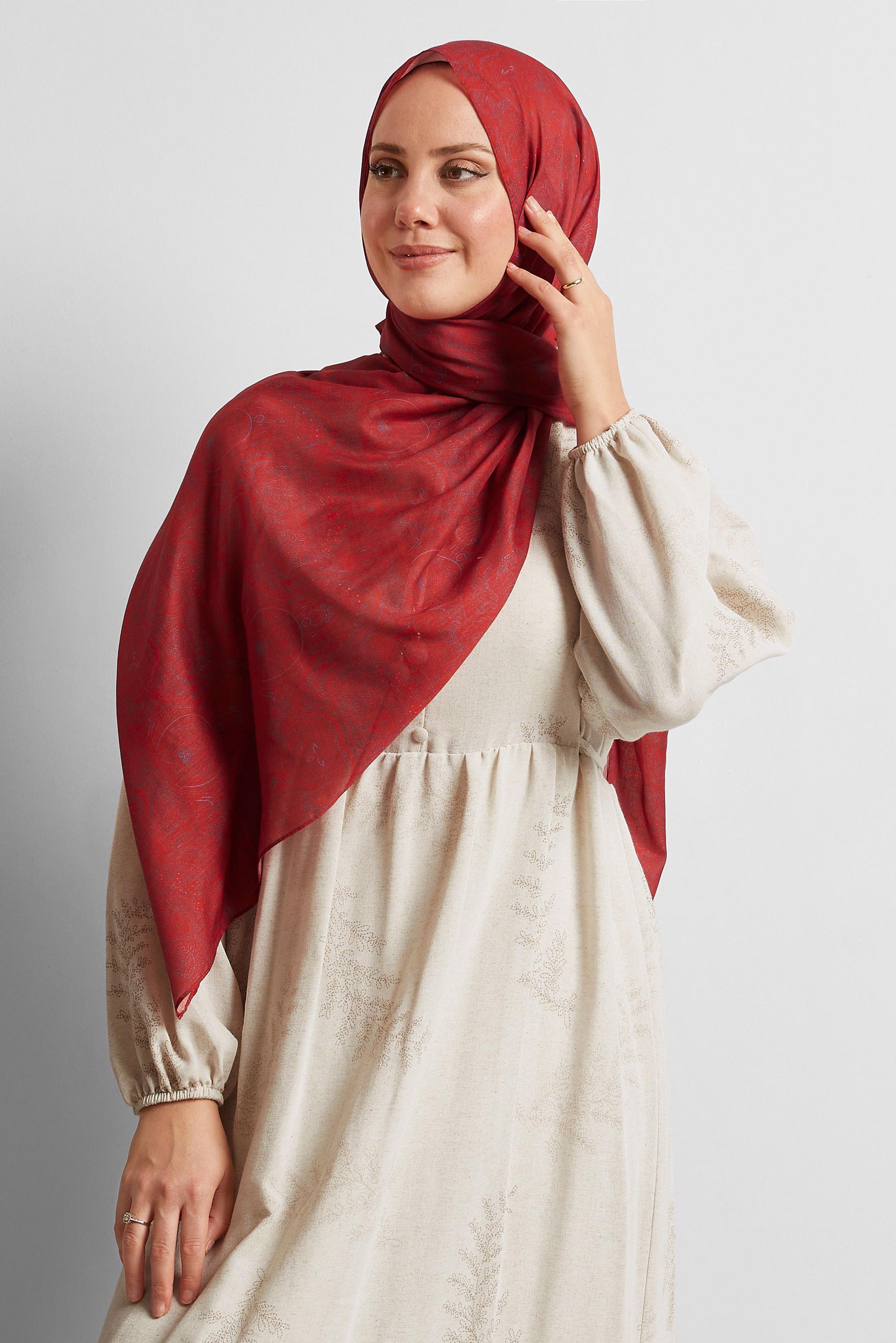 Tesettür giyim BORDO ALVİNA ŞAL 8556