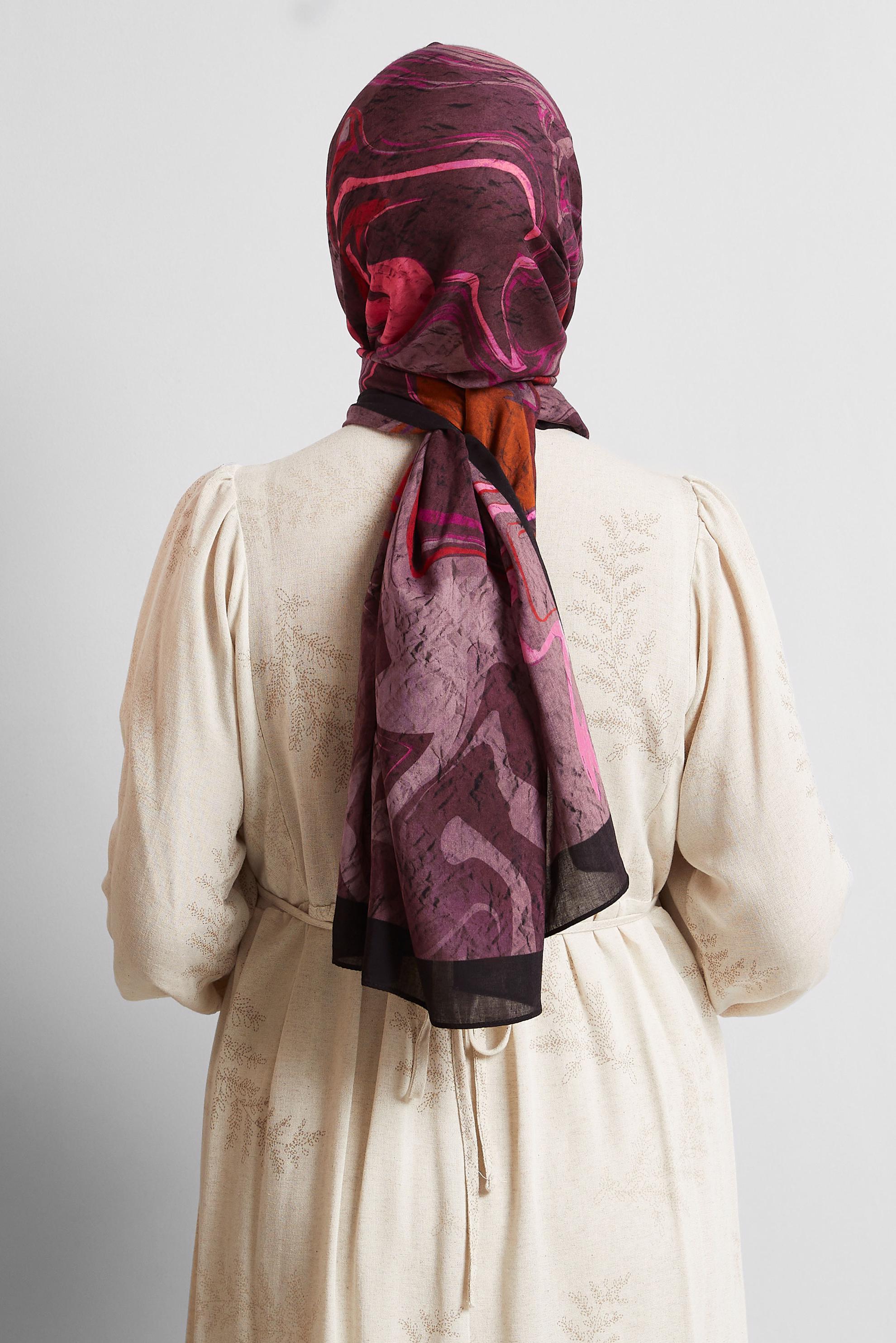 Tesettür giyim MOR ALVİNA DESENLİ ŞAL 8567